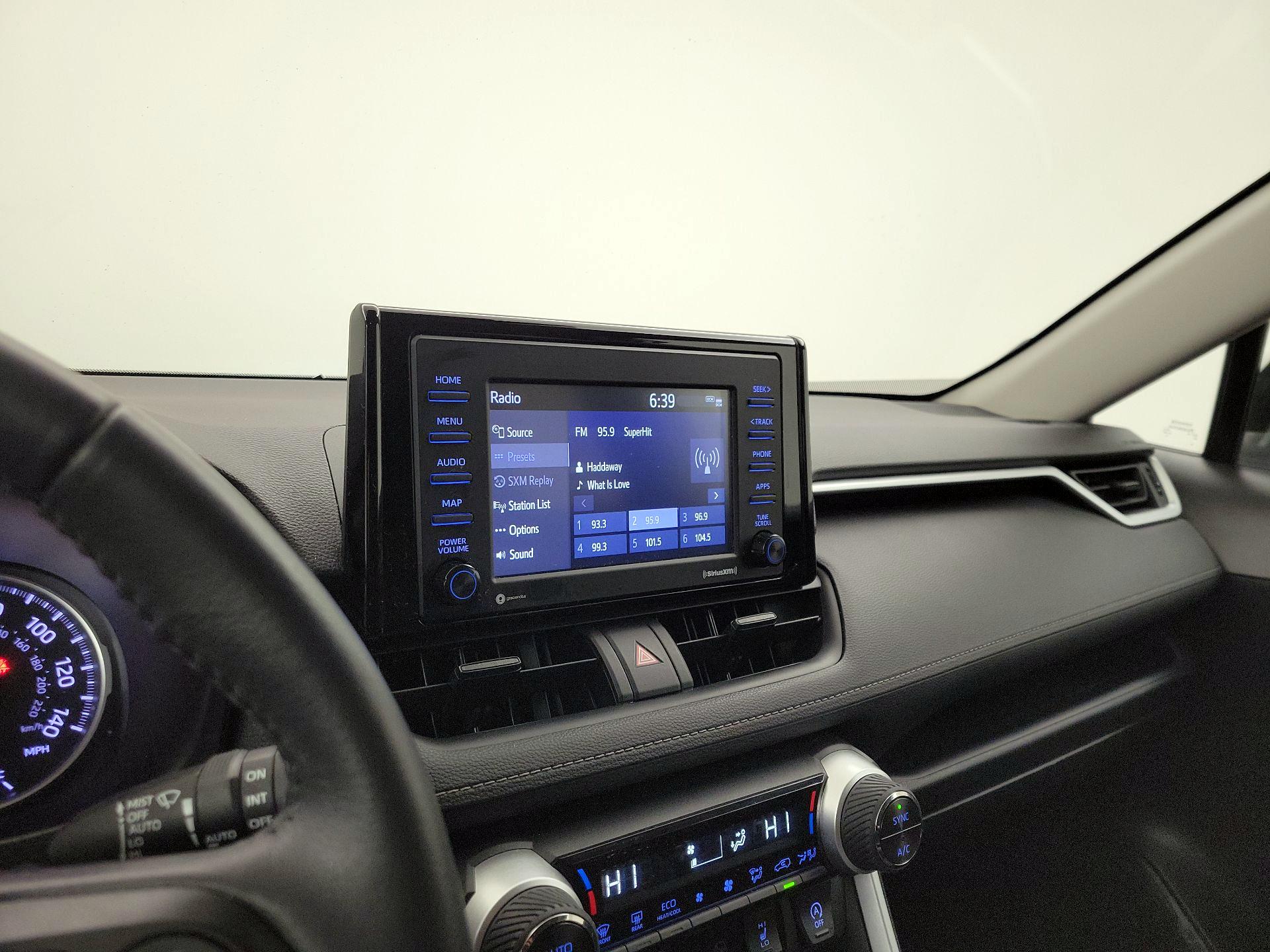 Thumbnail: 2021 Toyota RAV4 - 15