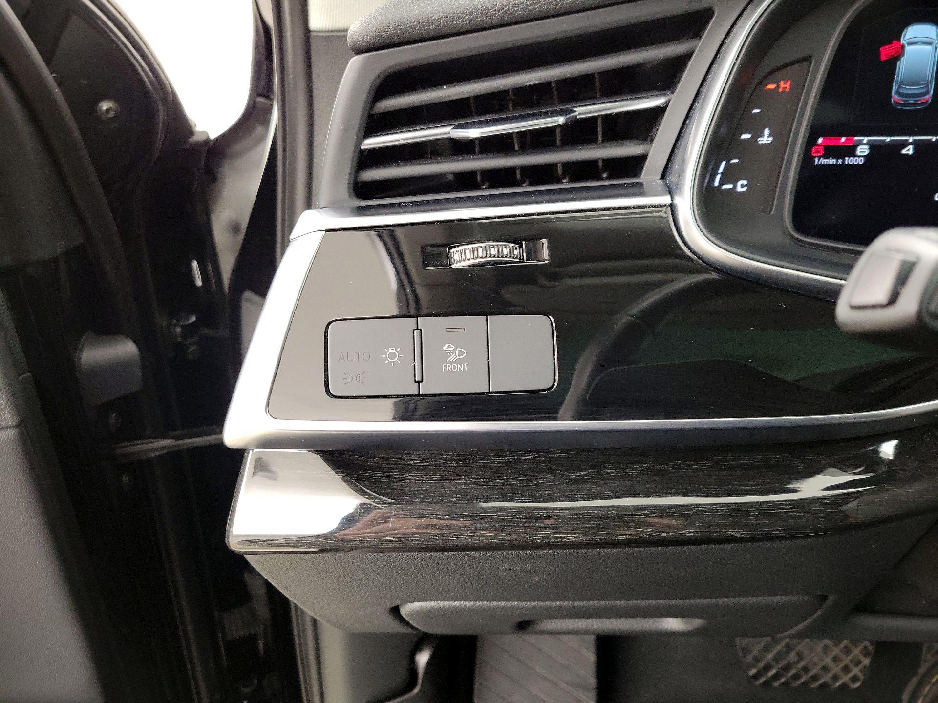 Thumbnail: 2024 Audi Q7 - 13