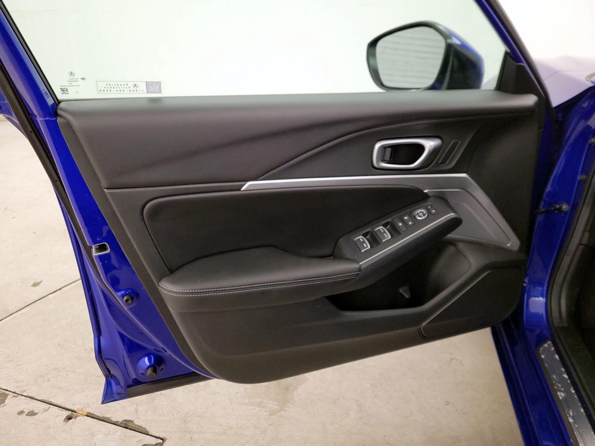 Thumbnail: 2024 Acura Integra - 12