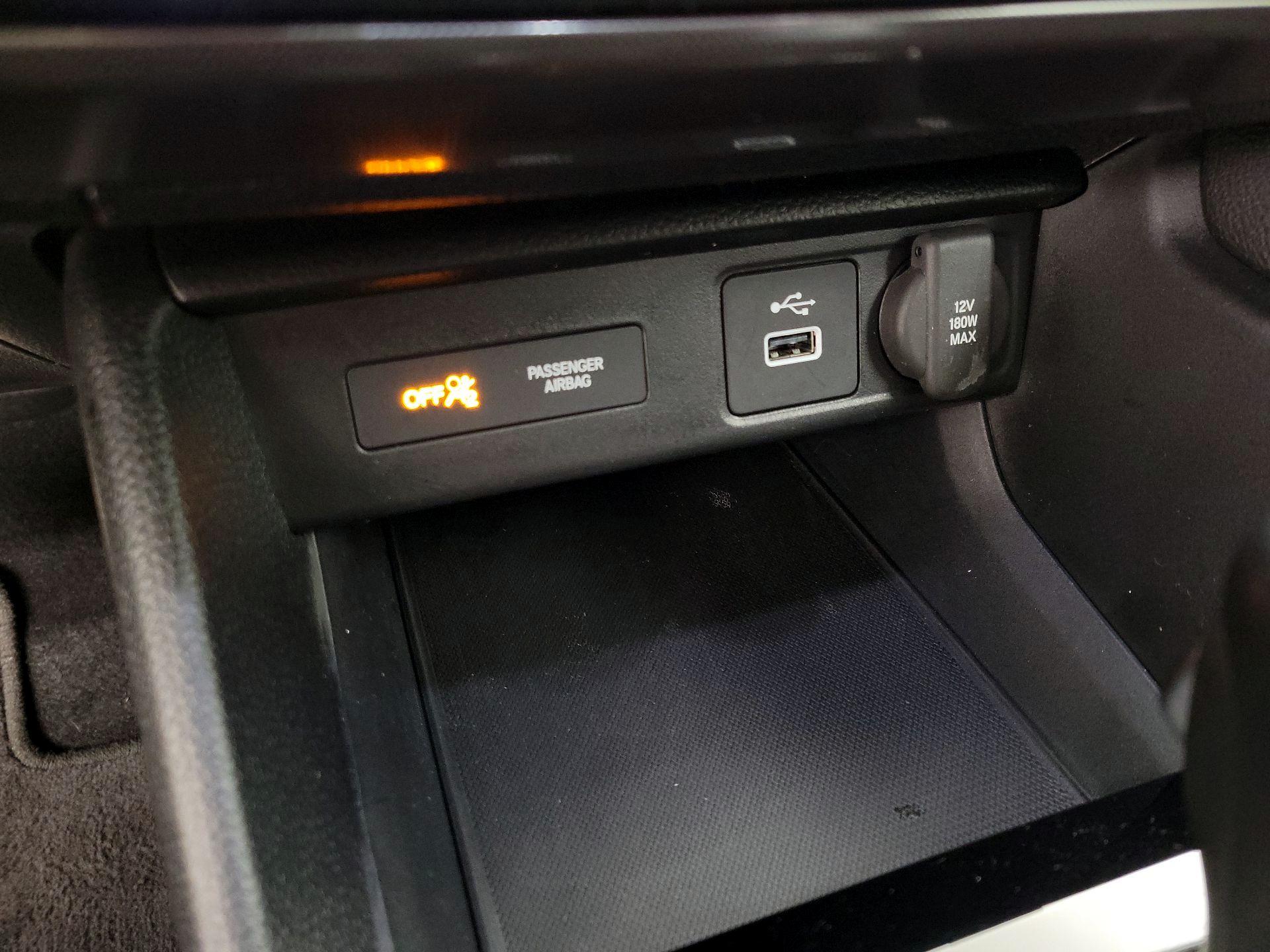 Thumbnail: 2024 Acura Integra - 18