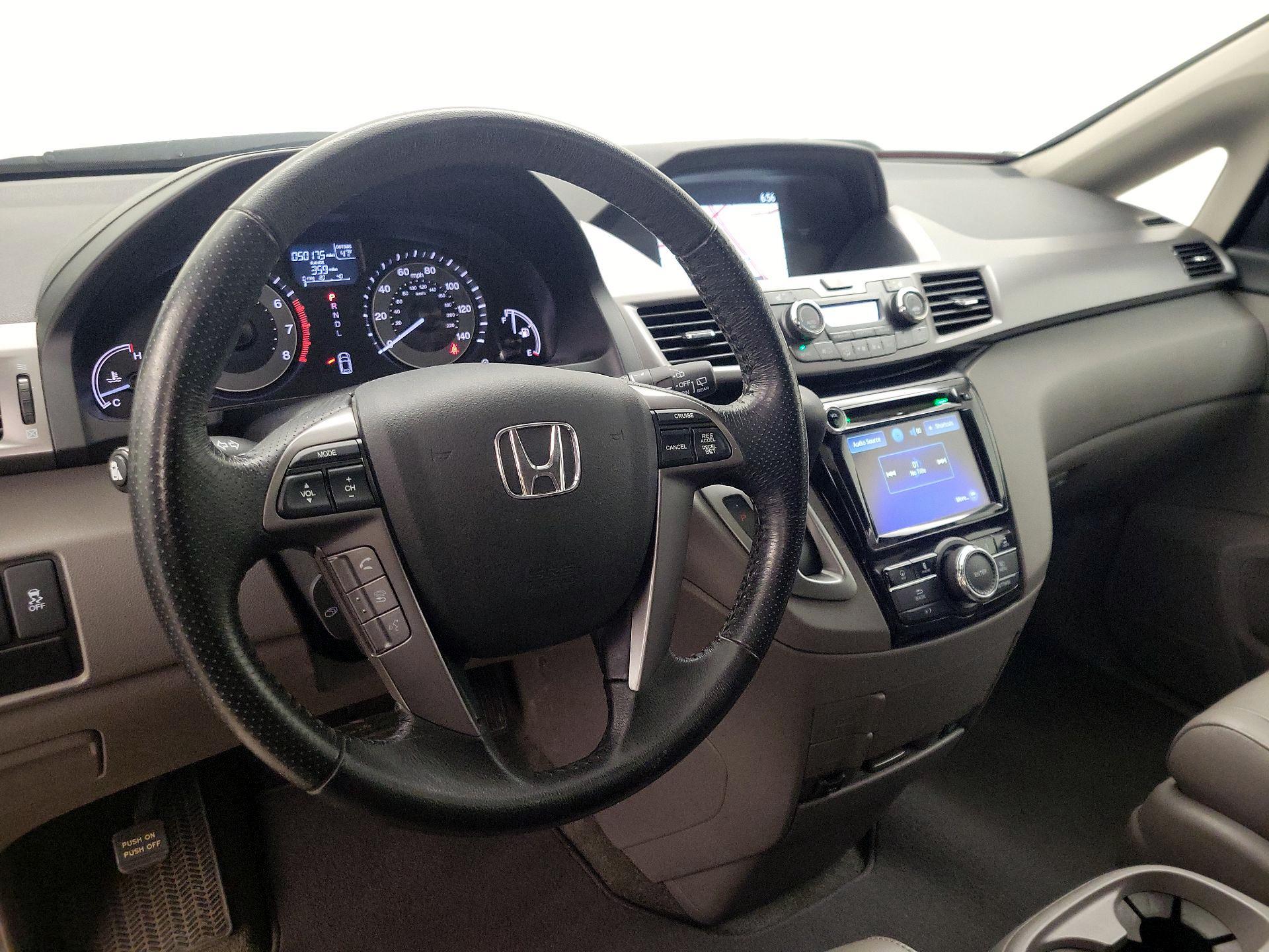 Thumbnail: 2015 Honda Odyssey - 9