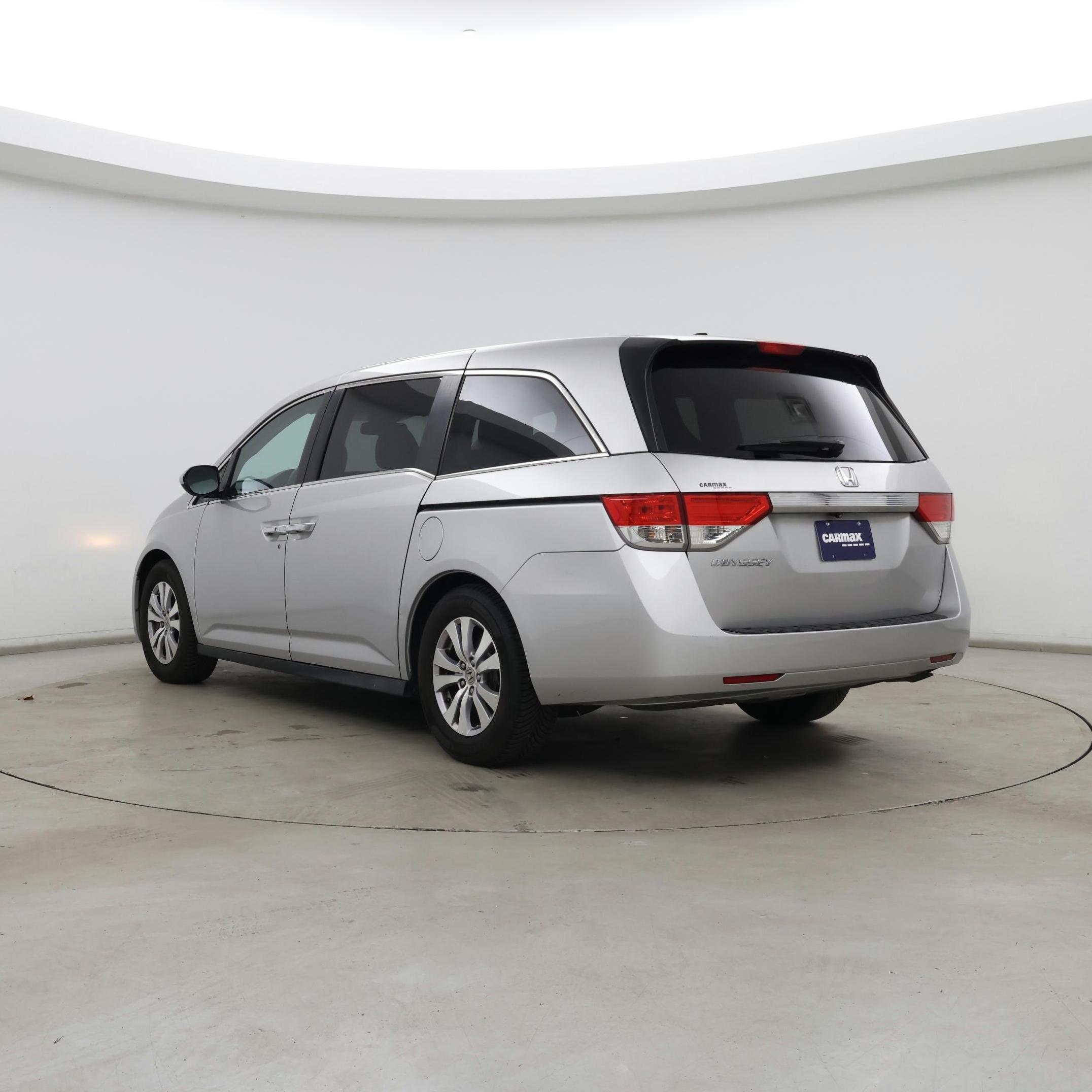 Thumbnail: 2015 Honda Odyssey - 2