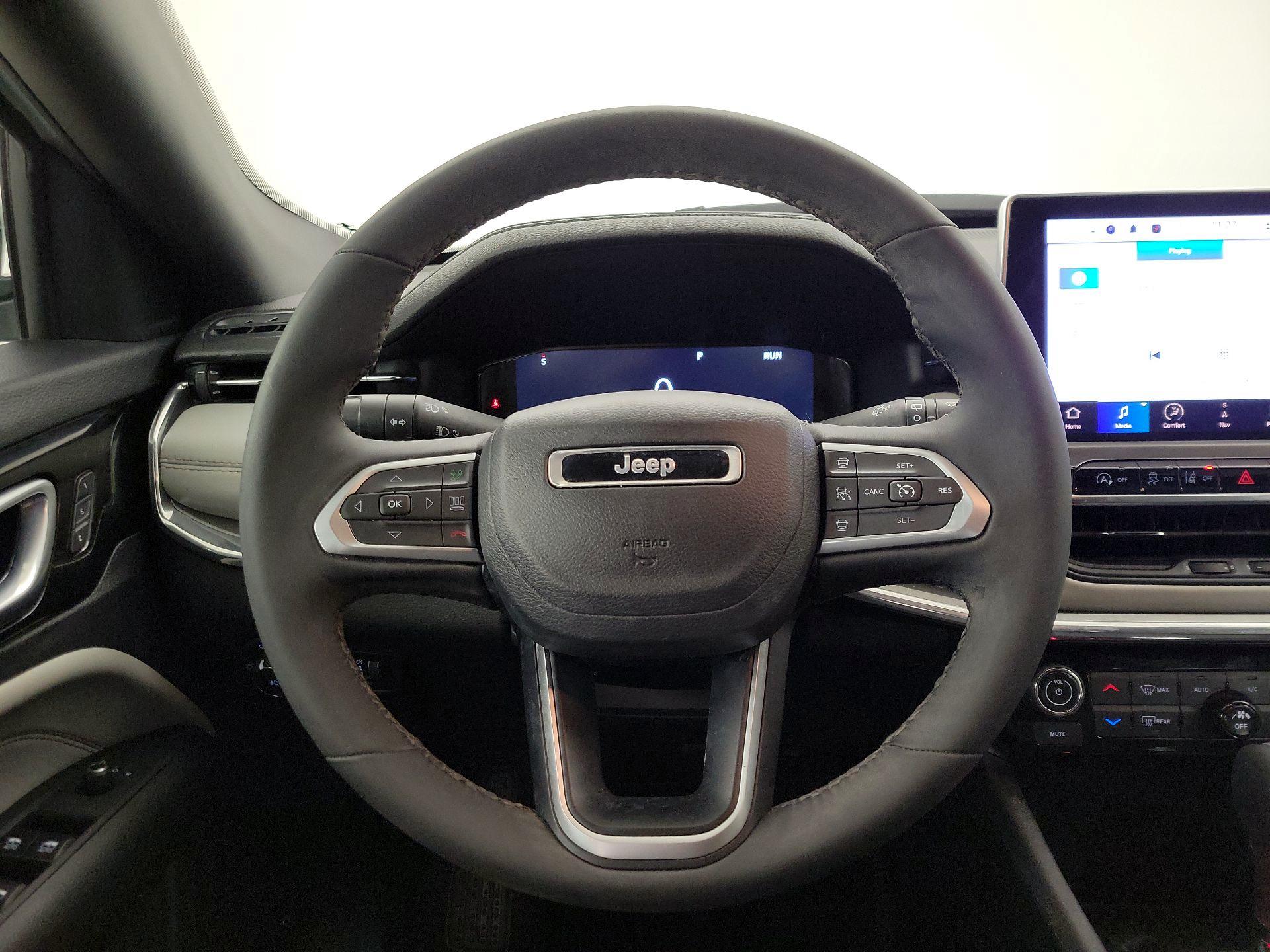 Thumbnail: 2023 Jeep Compass - 10