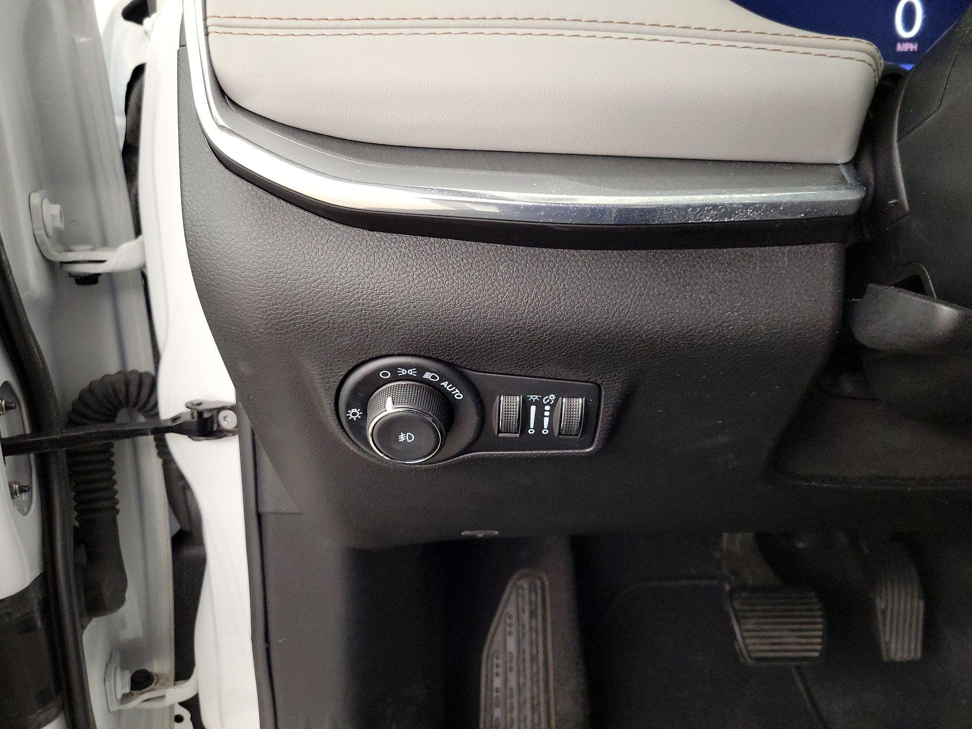 Thumbnail: 2023 Jeep Compass - 13