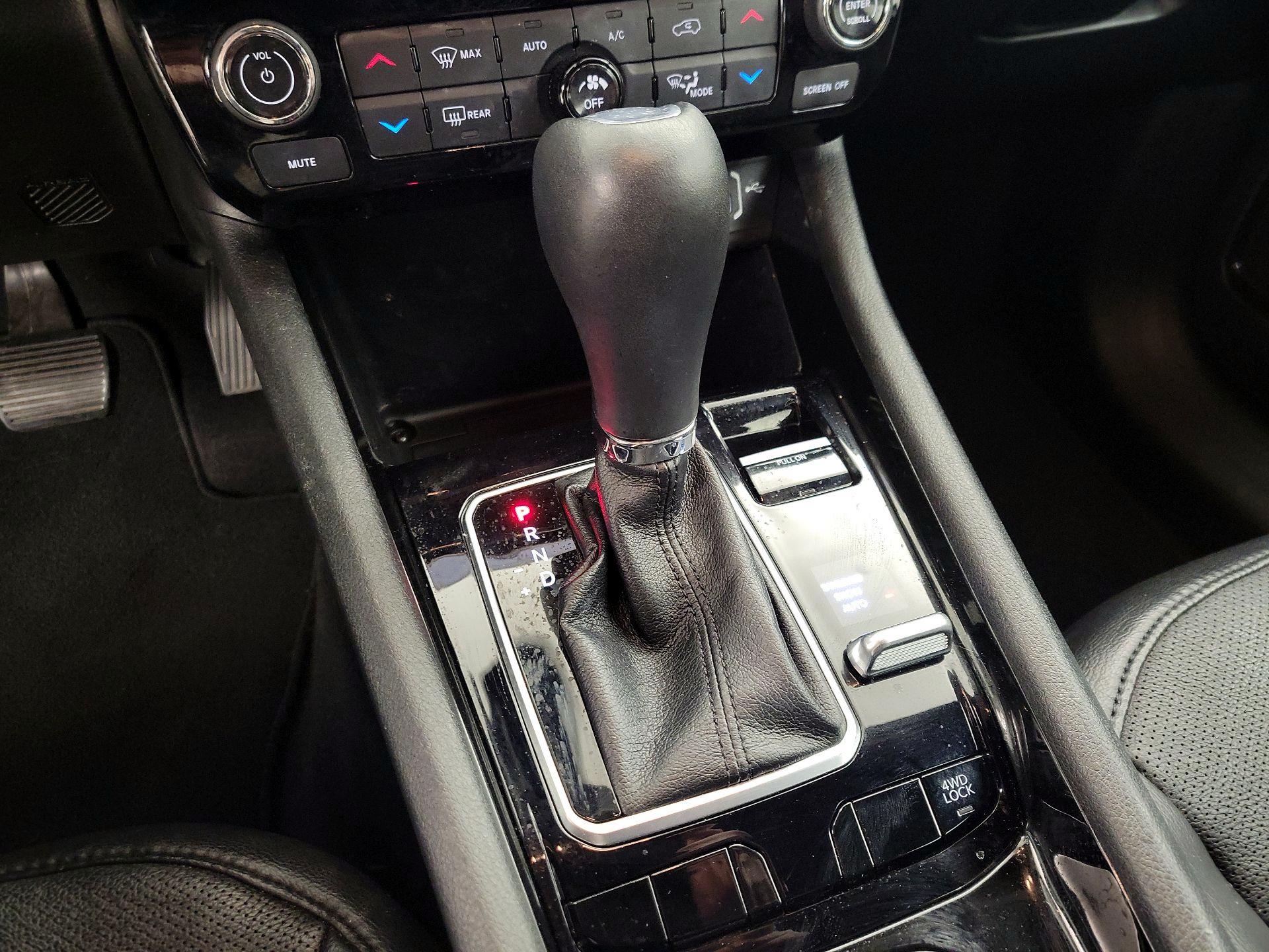 Thumbnail: 2023 Jeep Compass - 18