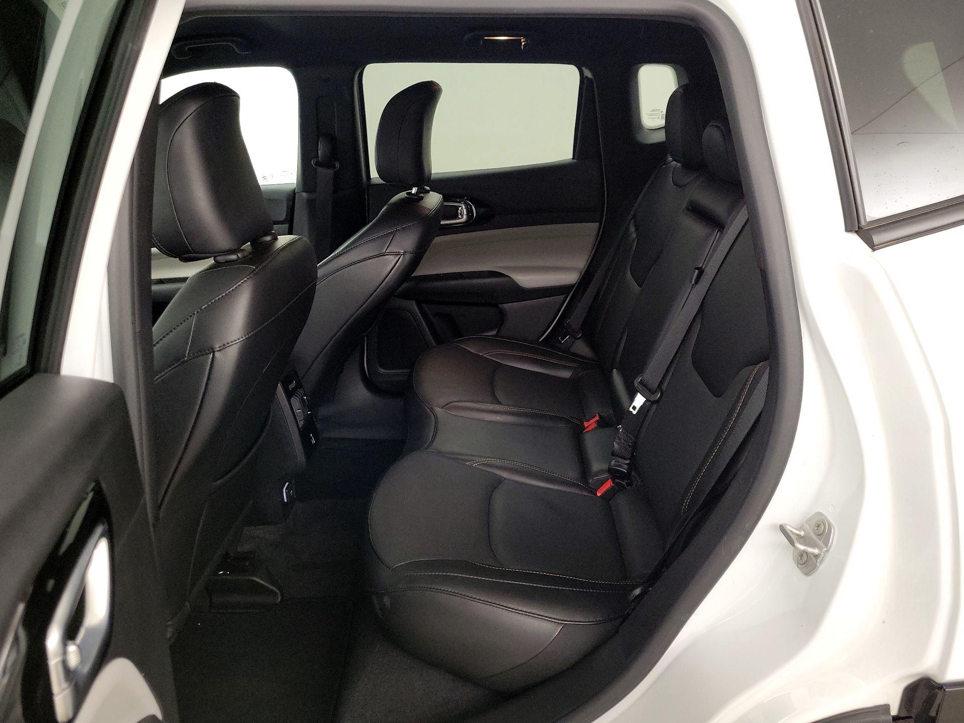 Thumbnail: 2023 Jeep Compass - 20