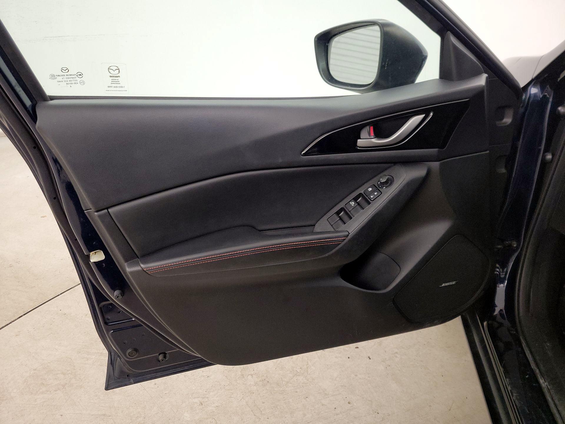 Thumbnail: 2015 Mazda Mazda3 - 12