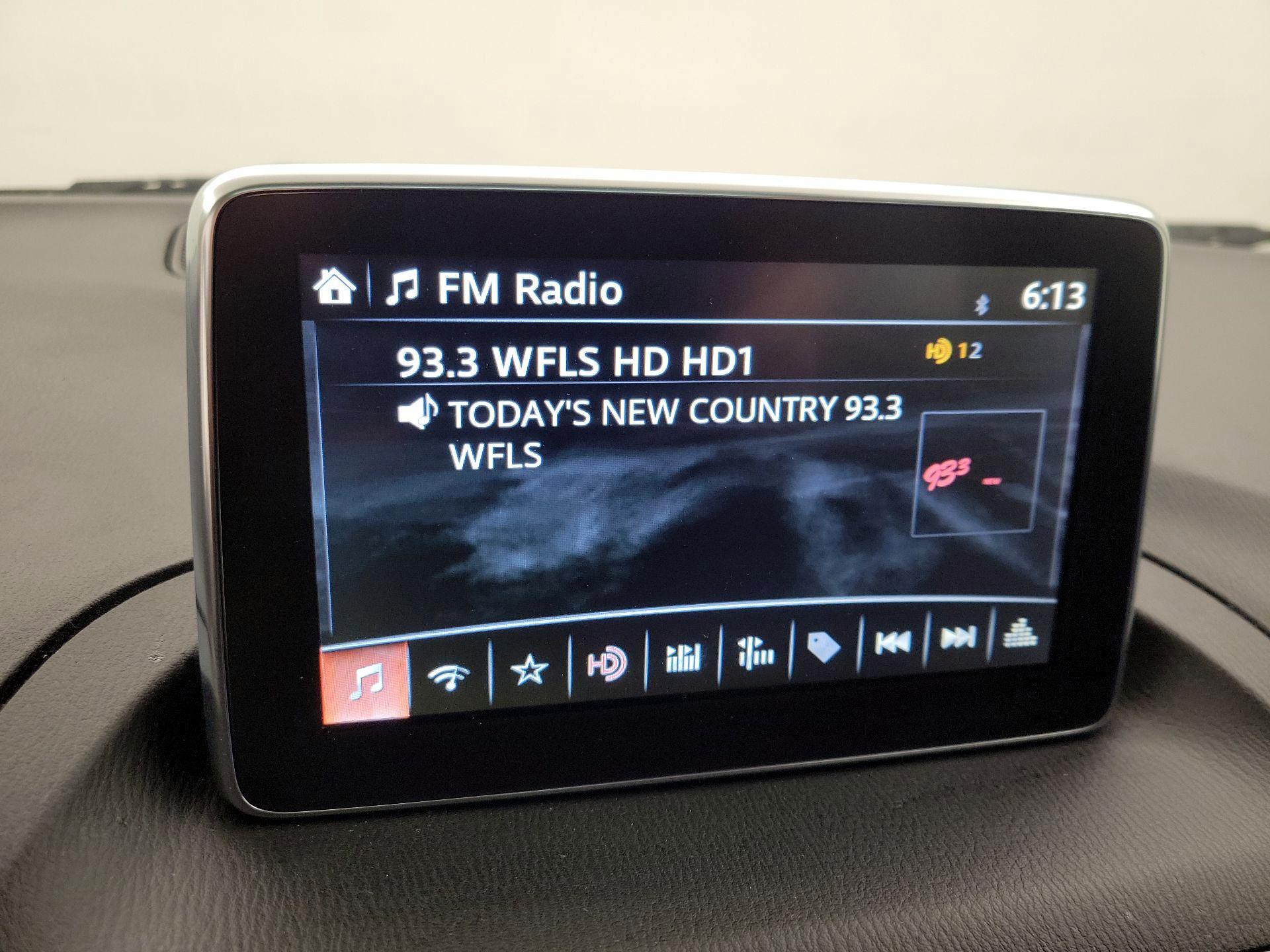 Thumbnail: 2015 Mazda Mazda3 - 16