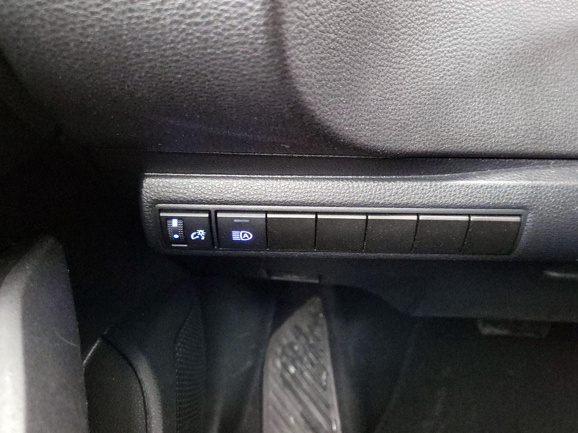 Thumbnail: 2022 Toyota Corolla - 13