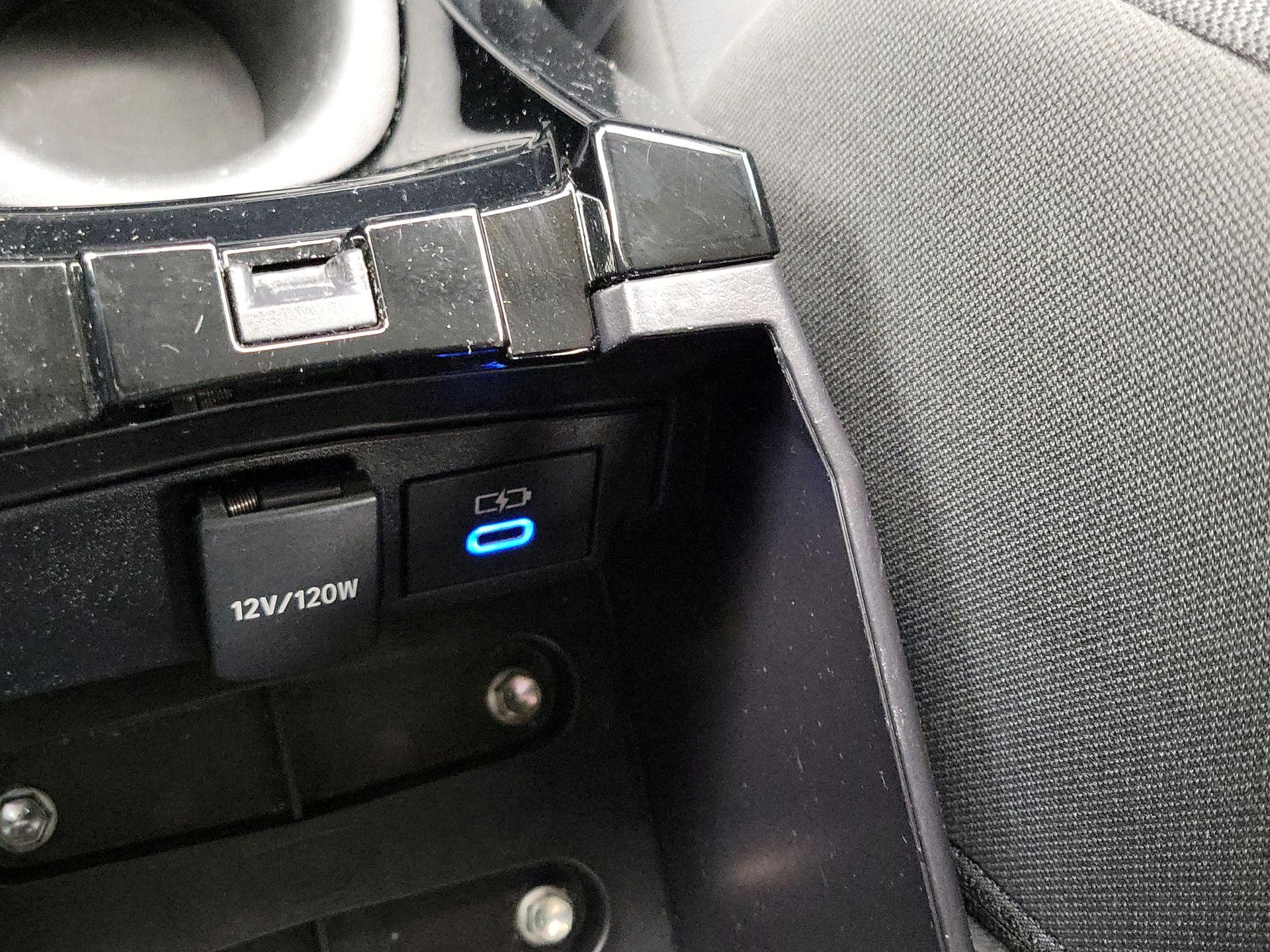 Thumbnail: 2022 Toyota Corolla - 18