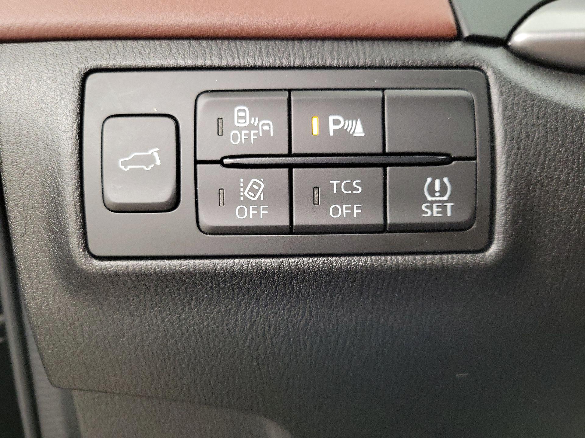 Thumbnail: 2017 Mazda CX-9 - 13