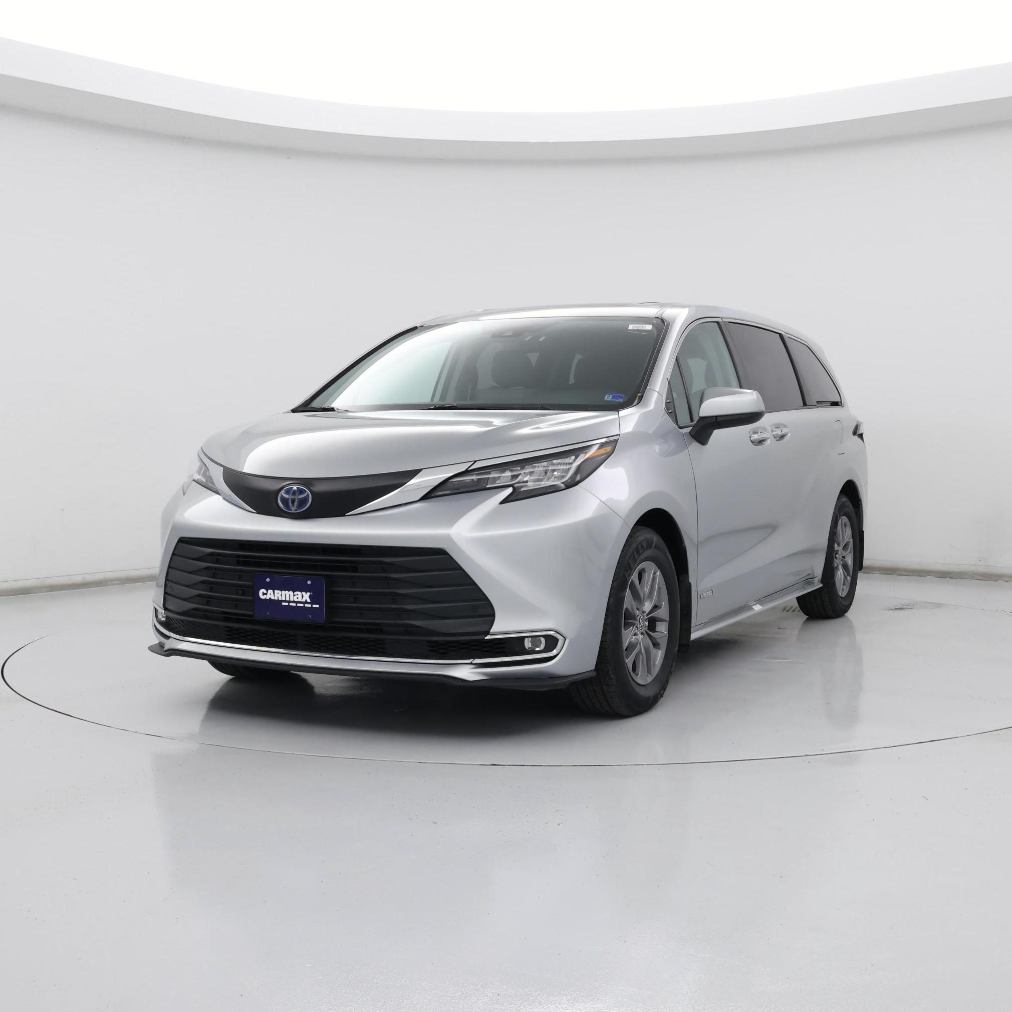 Thumbnail: 2021 Toyota Sienna - 4