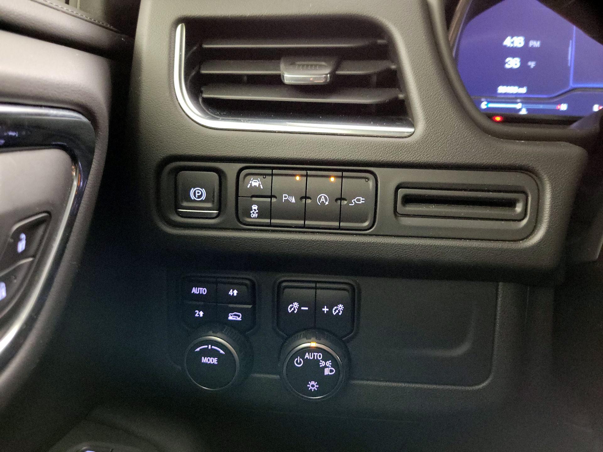 Thumbnail: 2022 Chevrolet Suburban - 13