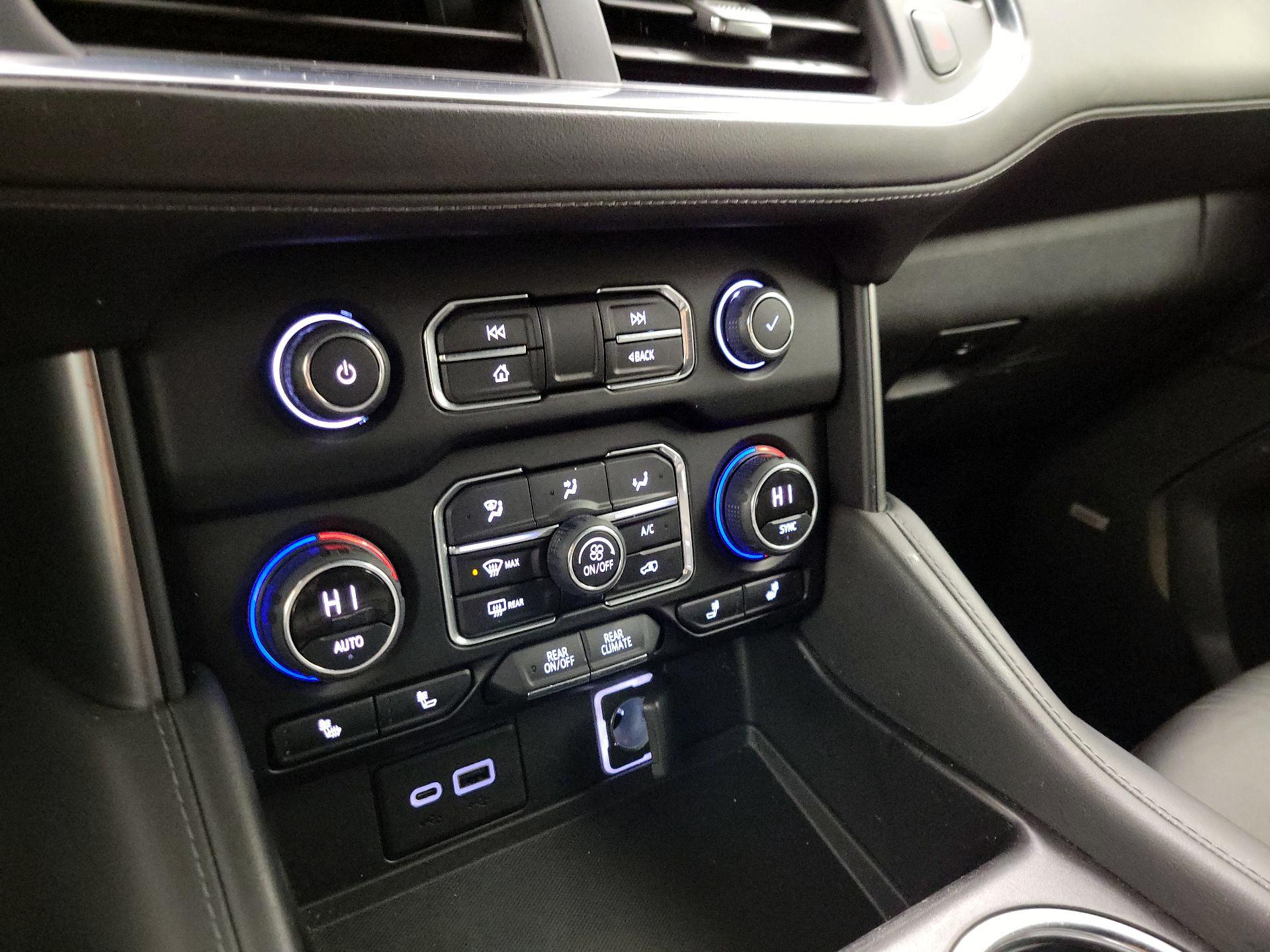 Thumbnail: 2022 Chevrolet Suburban - 16