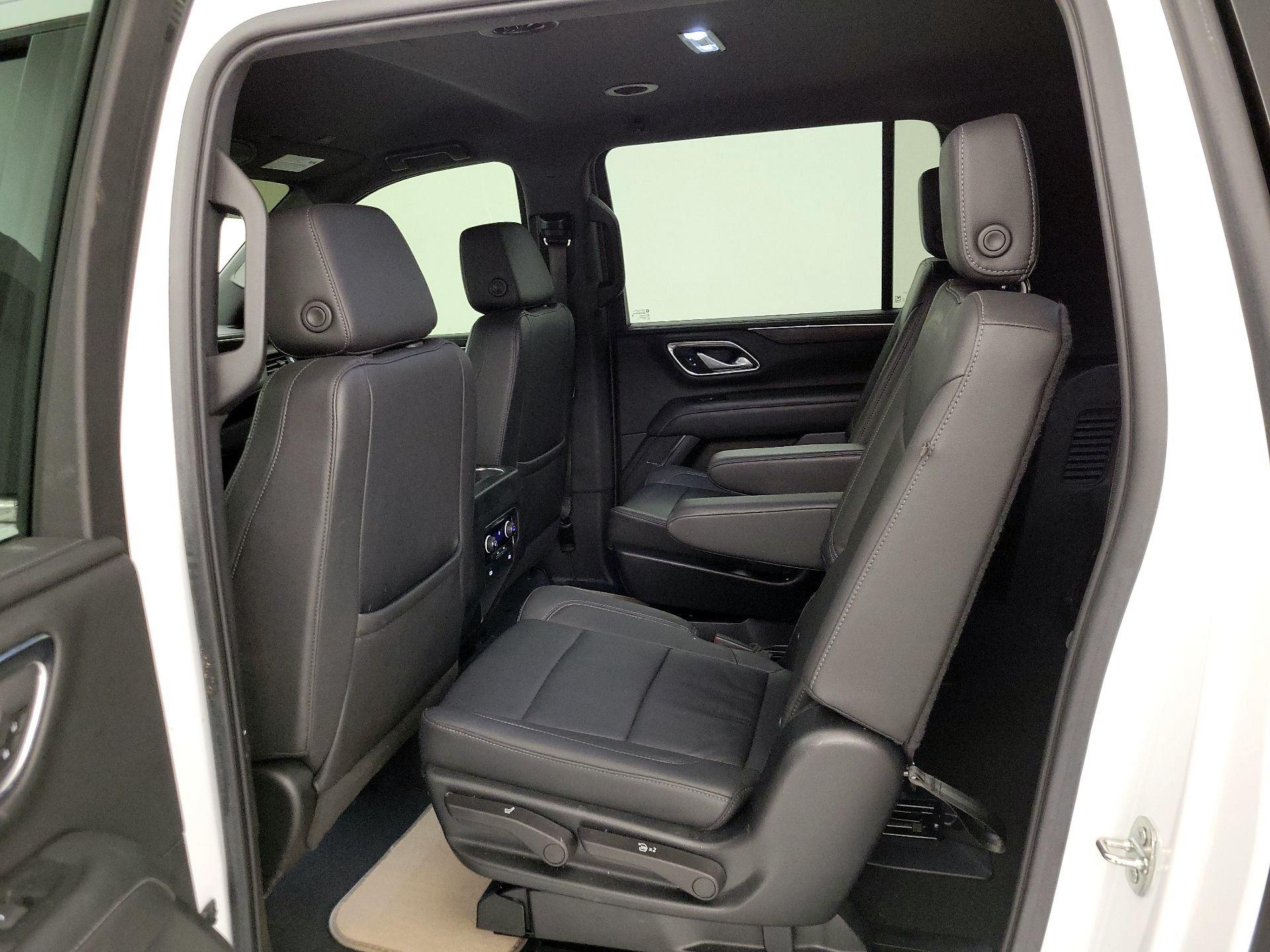 Thumbnail: 2022 Chevrolet Suburban - 19