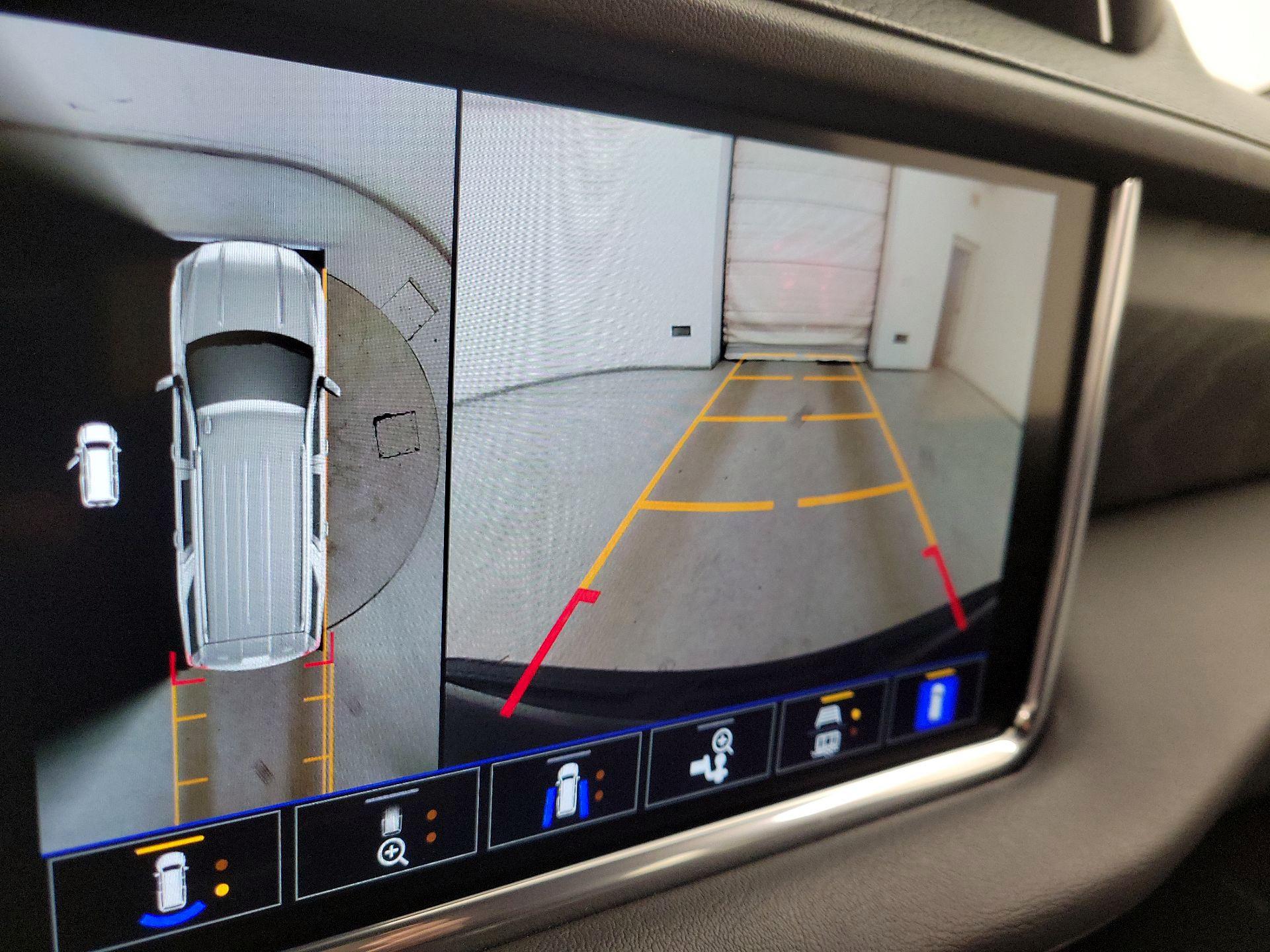 Thumbnail: 2023 GMC Yukon - 14