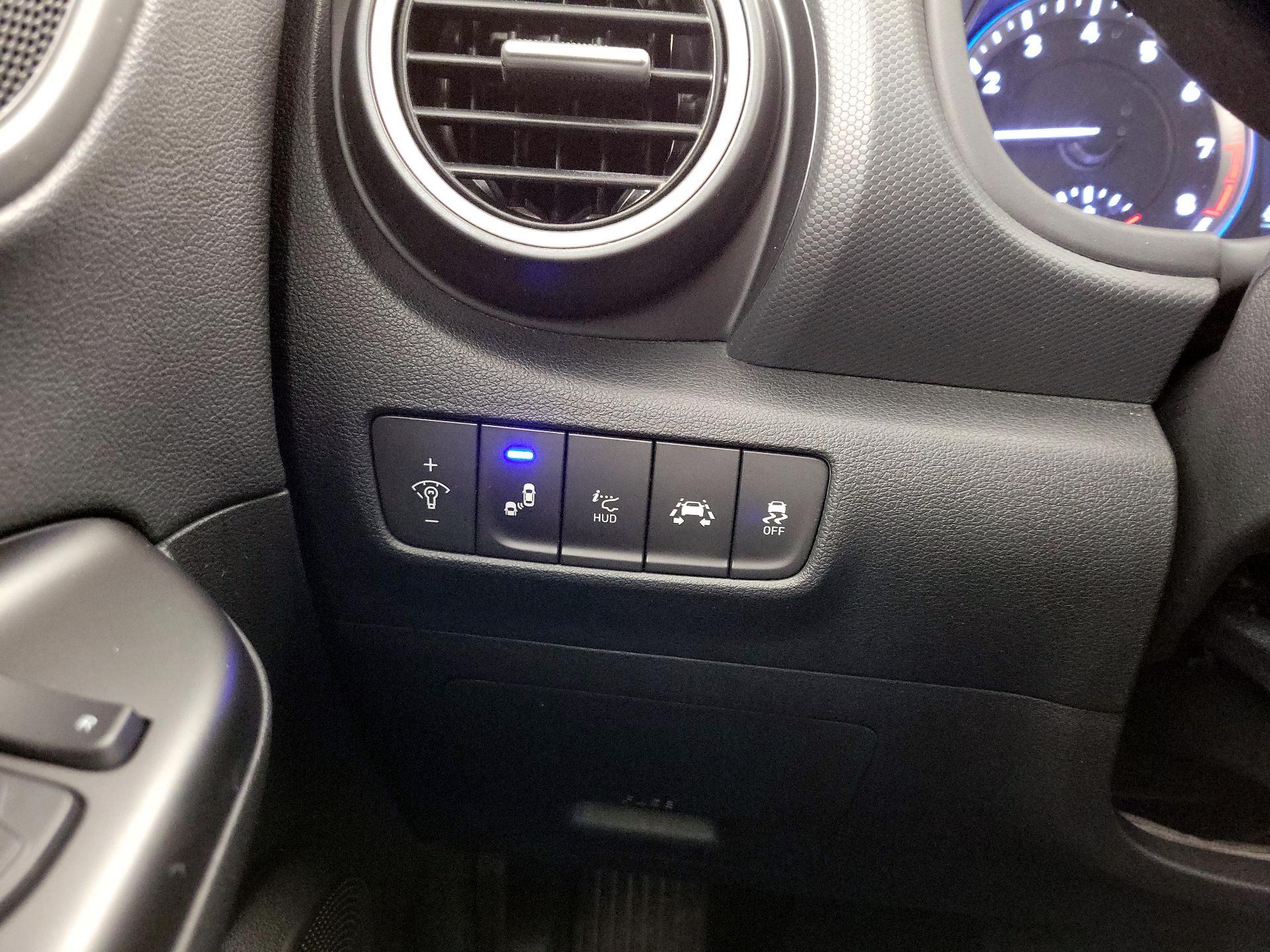 Thumbnail: 2021 Hyundai Kona - 13