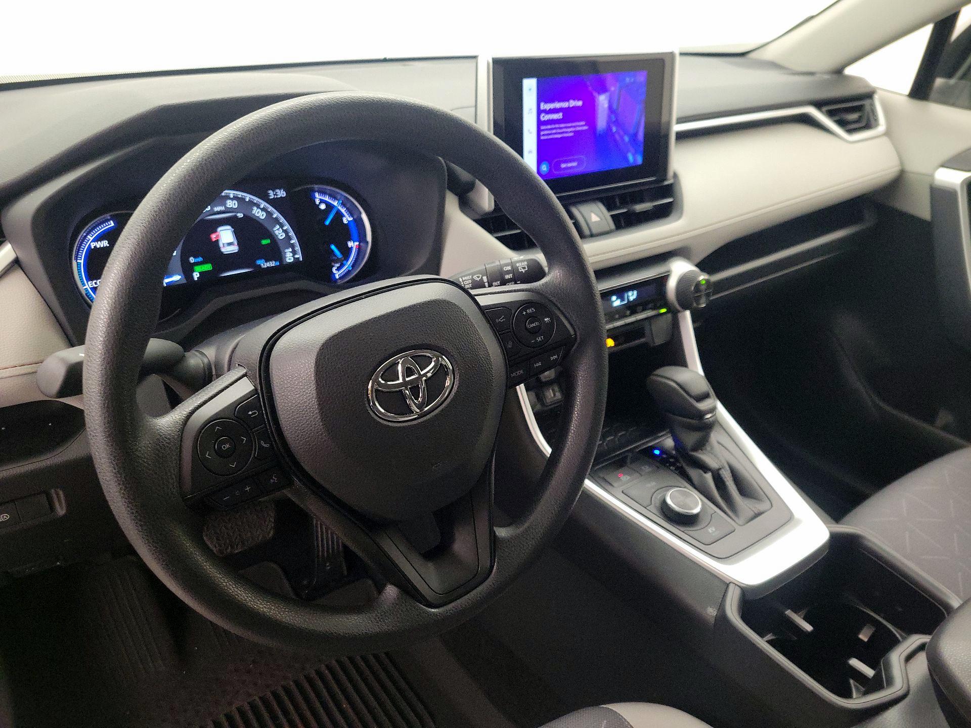 Thumbnail: 2024 Toyota RAV4 - 9