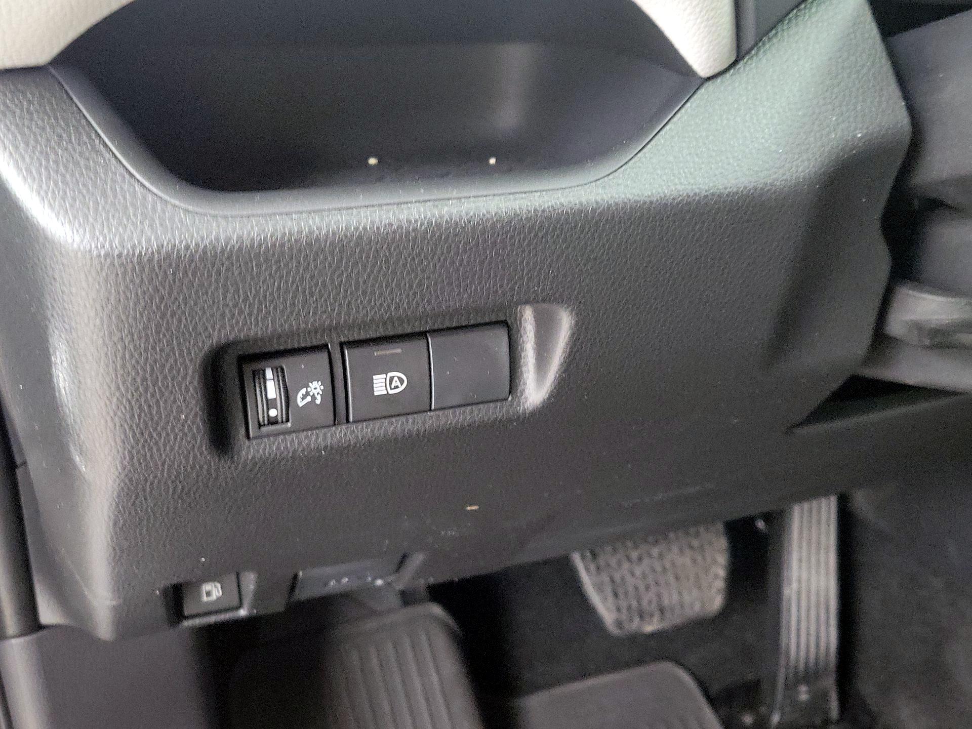 Thumbnail: 2024 Toyota RAV4 - 13