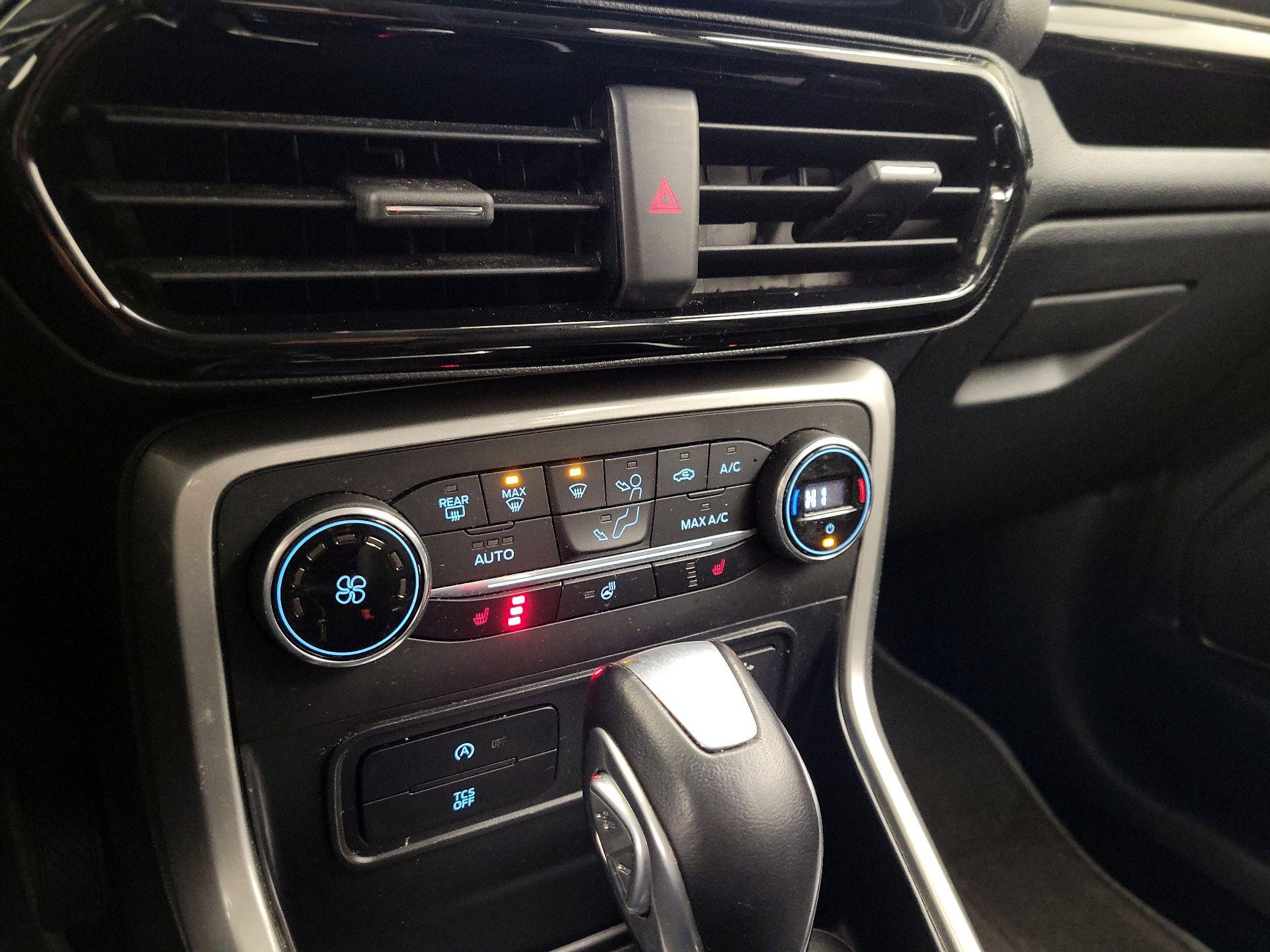 Thumbnail: 2019 Ford EcoSport - 17