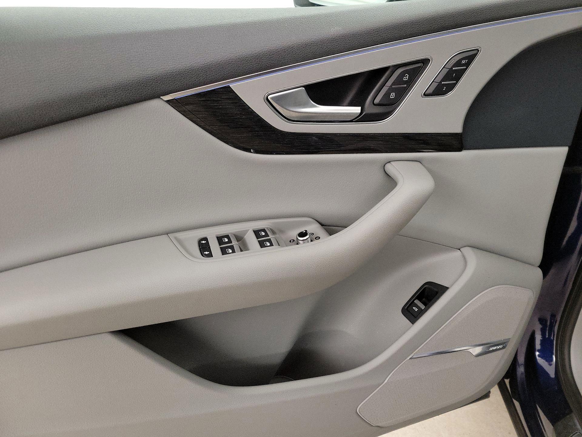 Thumbnail: 2019 Audi Q7 - 12