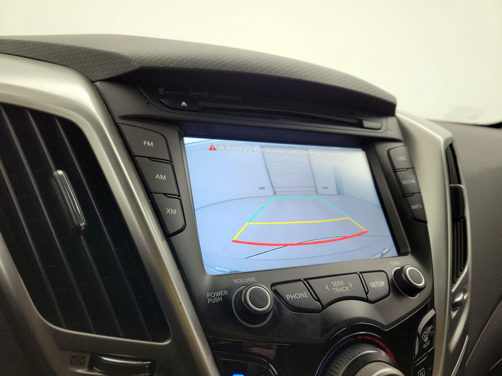 Thumbnail: 2015 Hyundai Veloster - 14