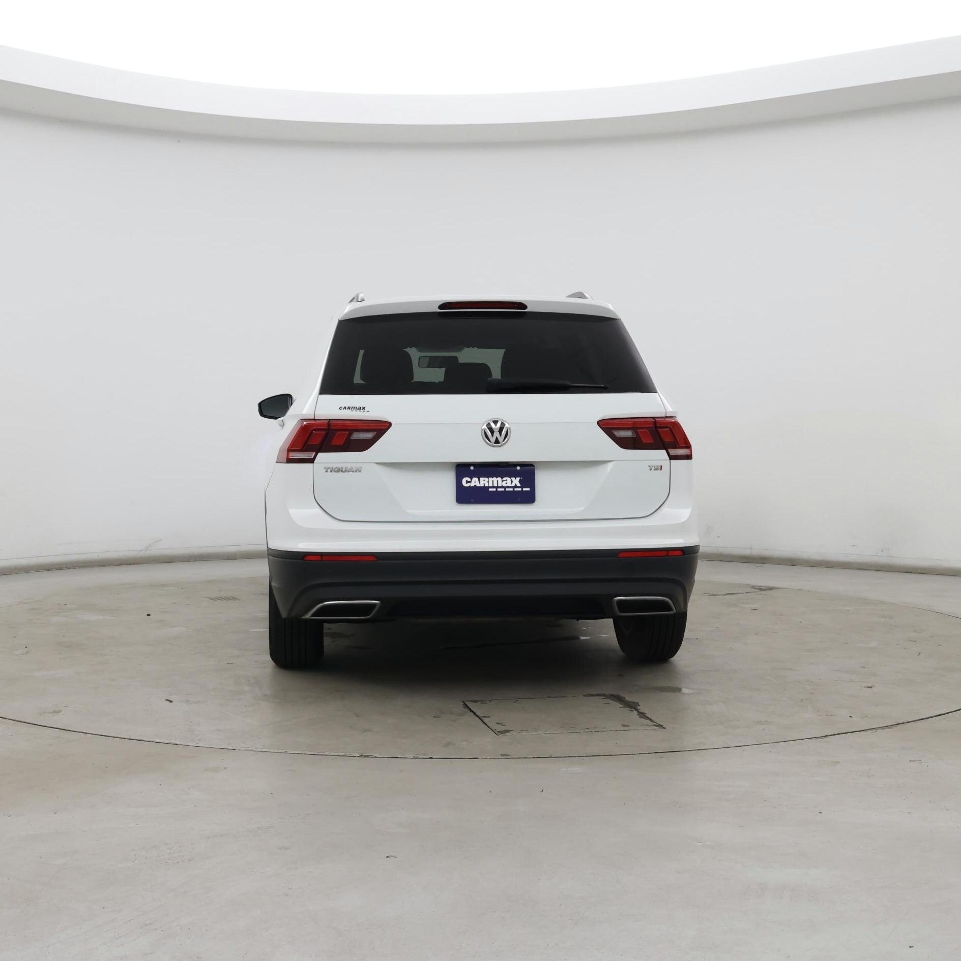 Thumbnail: 2018 Volkswagen Tiguan - 6