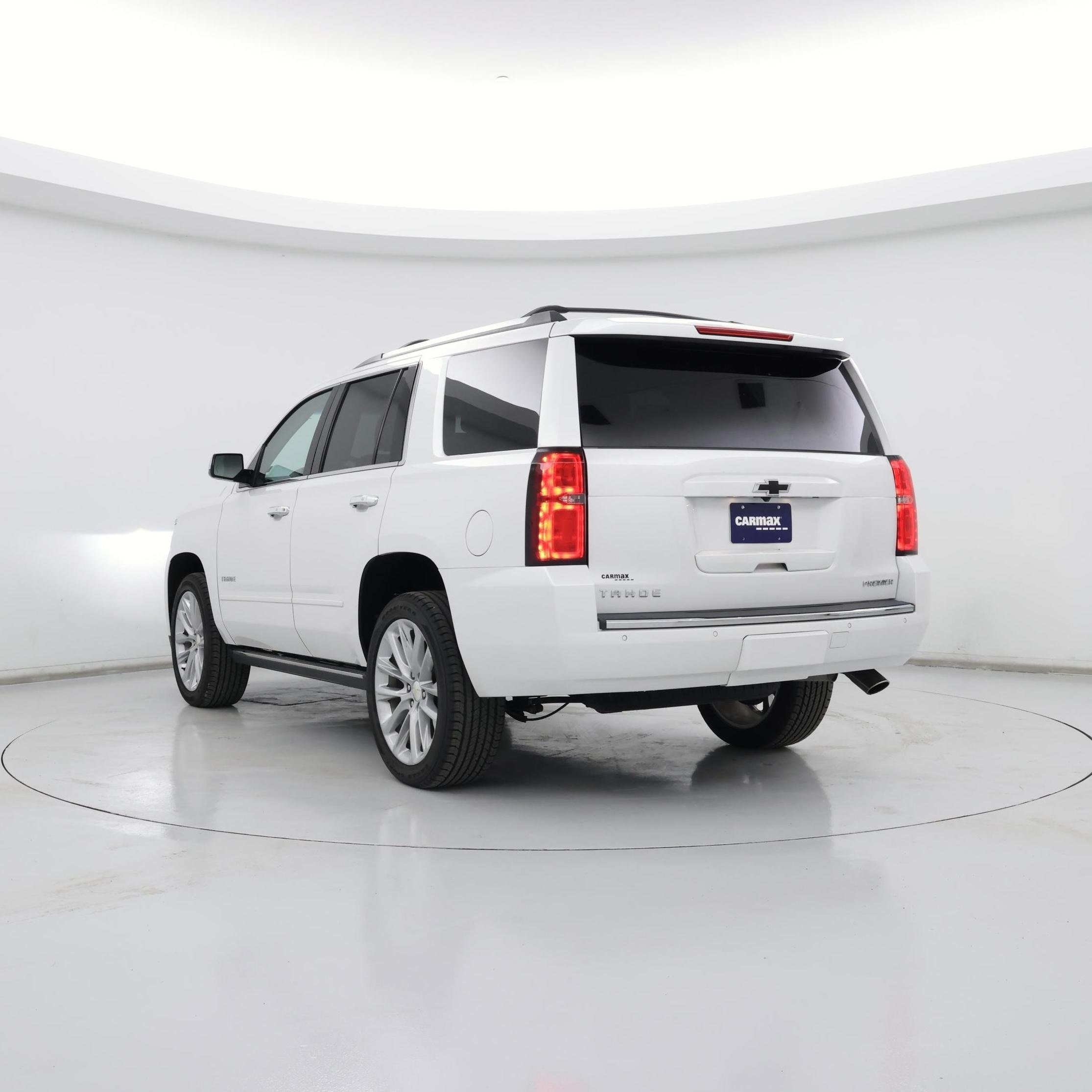 Thumbnail: 2019 Chevrolet Tahoe - 2