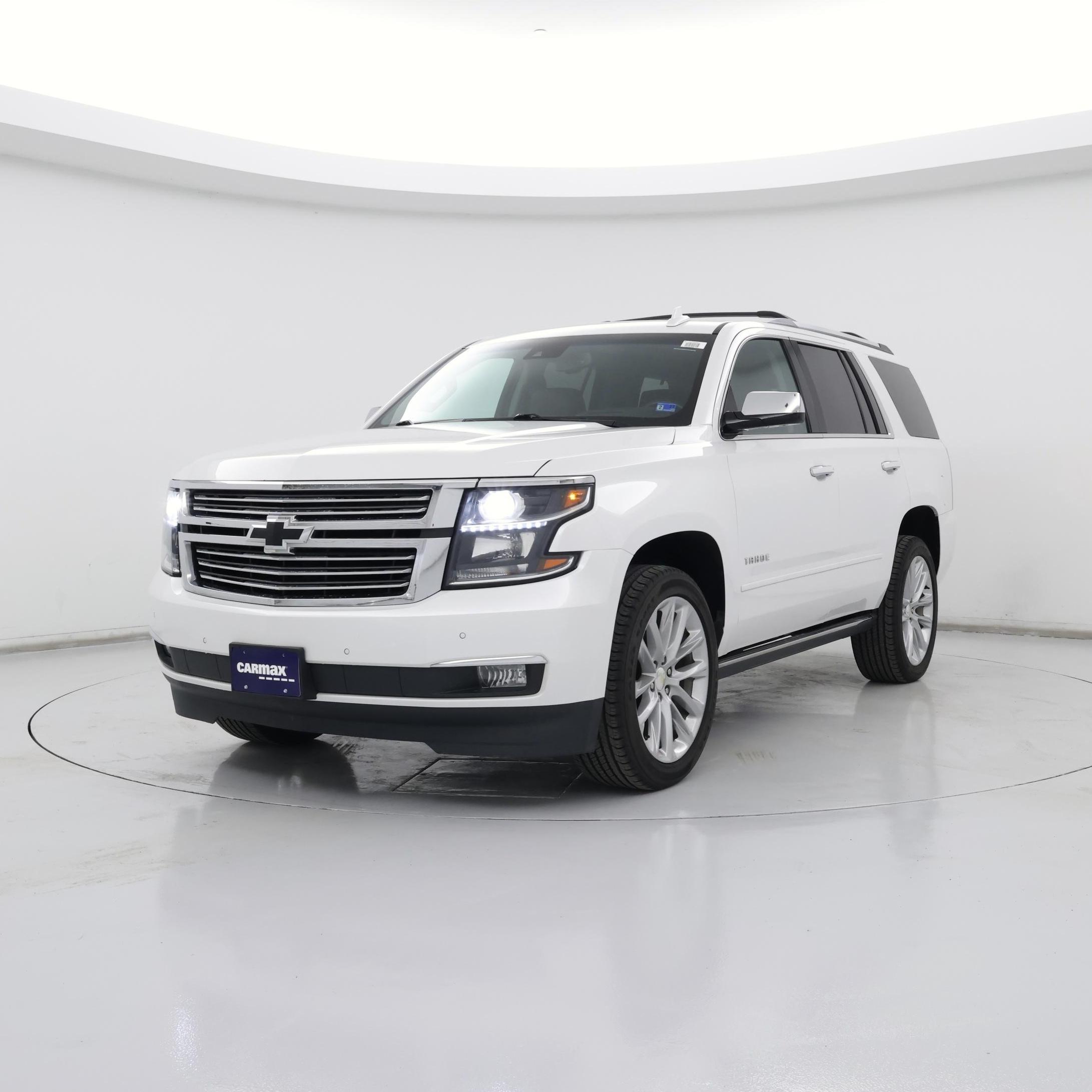 Thumbnail: 2019 Chevrolet Tahoe - 4