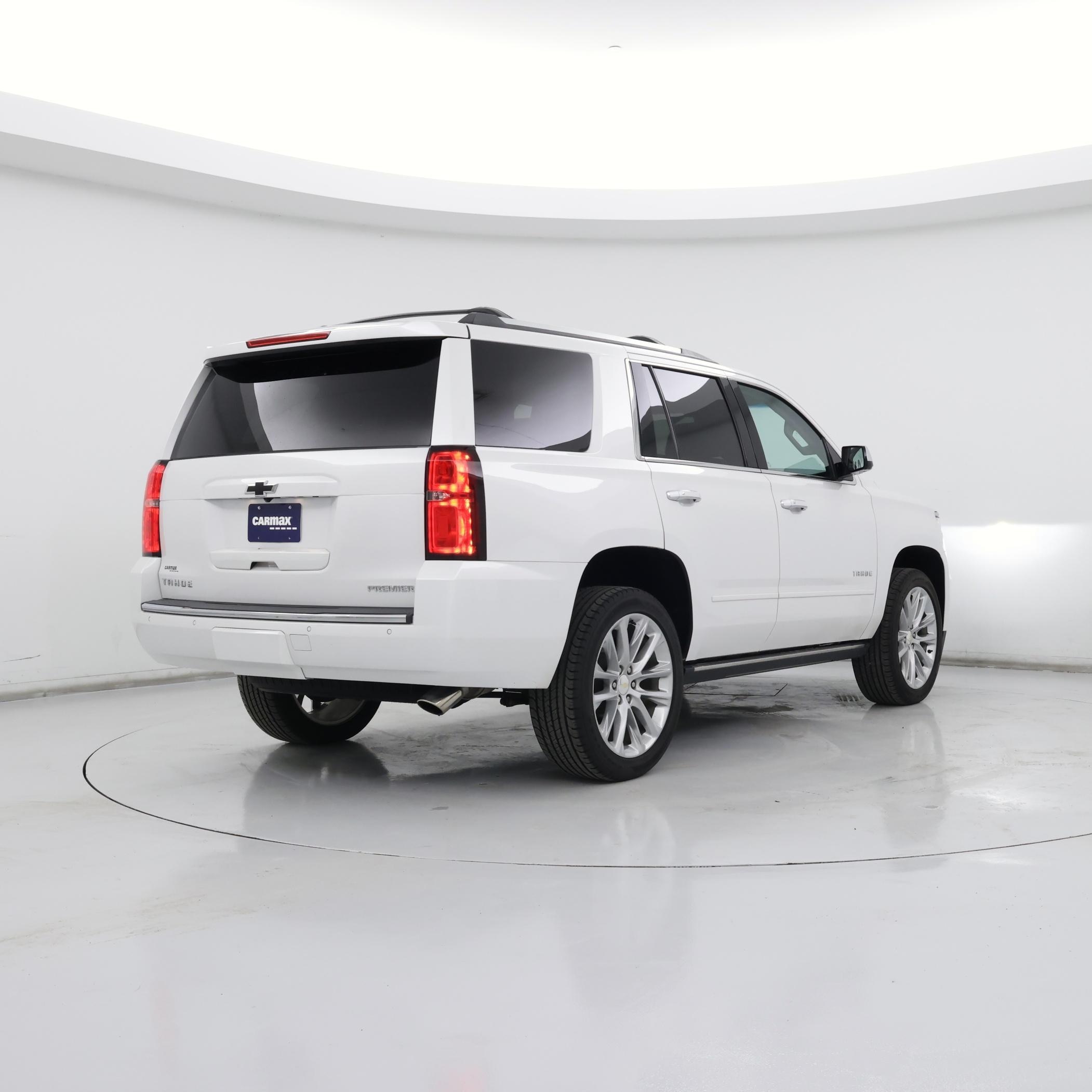 Thumbnail: 2019 Chevrolet Tahoe - 8
