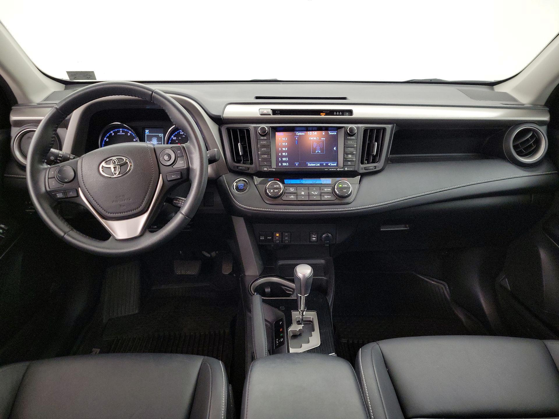 Thumbnail: 2017 Toyota RAV4 - 9