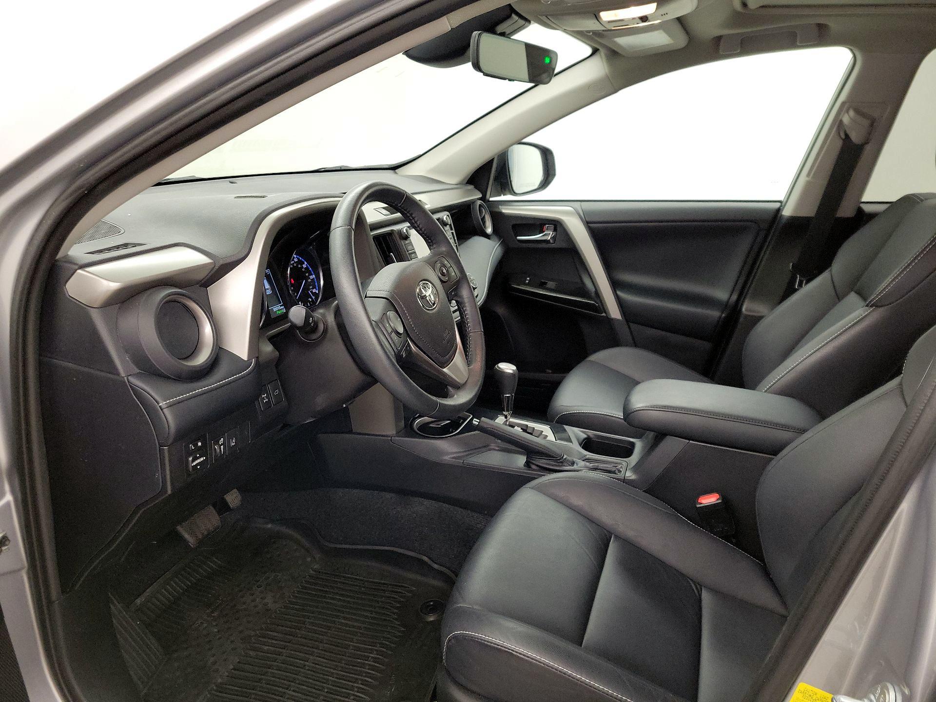 Thumbnail: 2017 Toyota RAV4 - 11