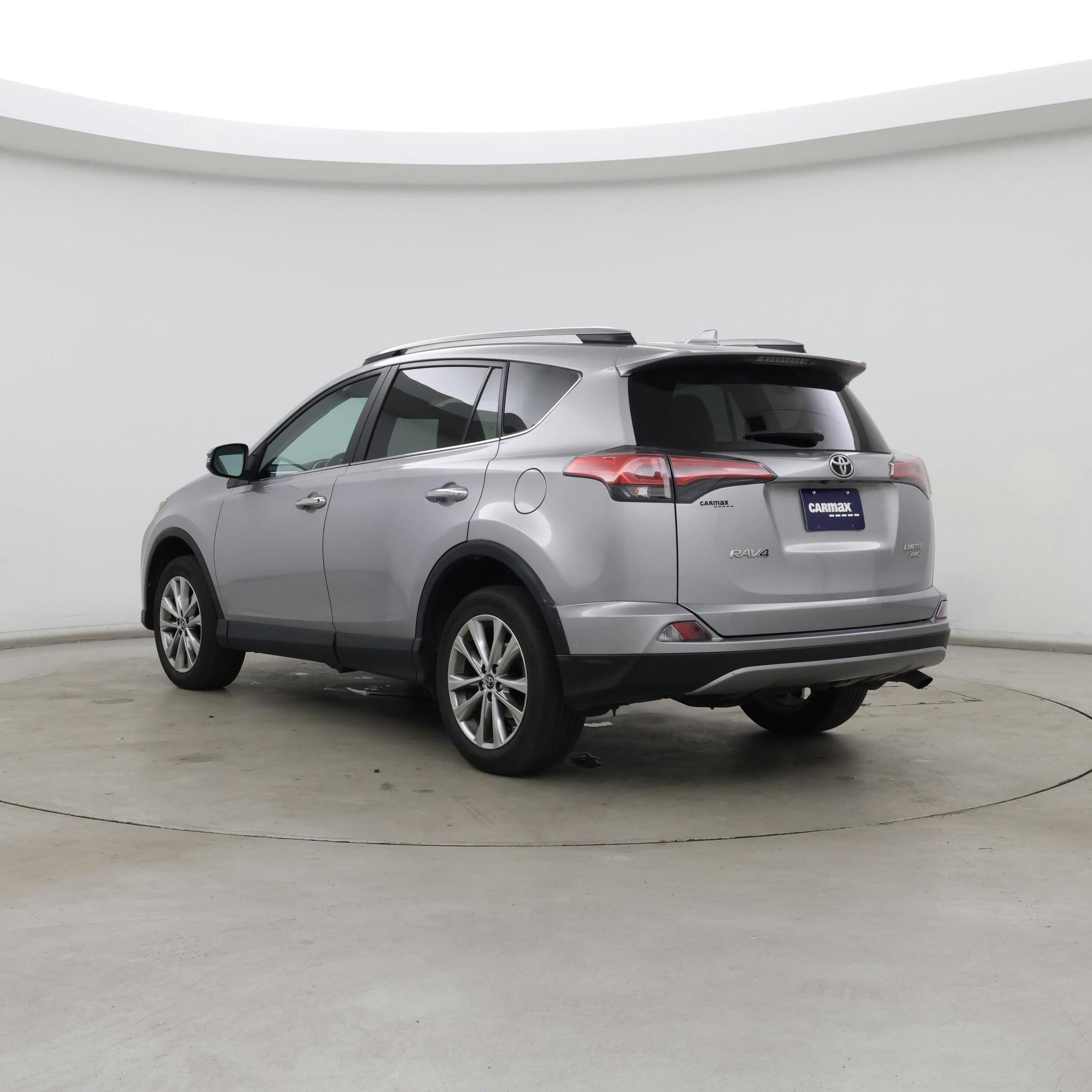Thumbnail: 2017 Toyota RAV4 - 2
