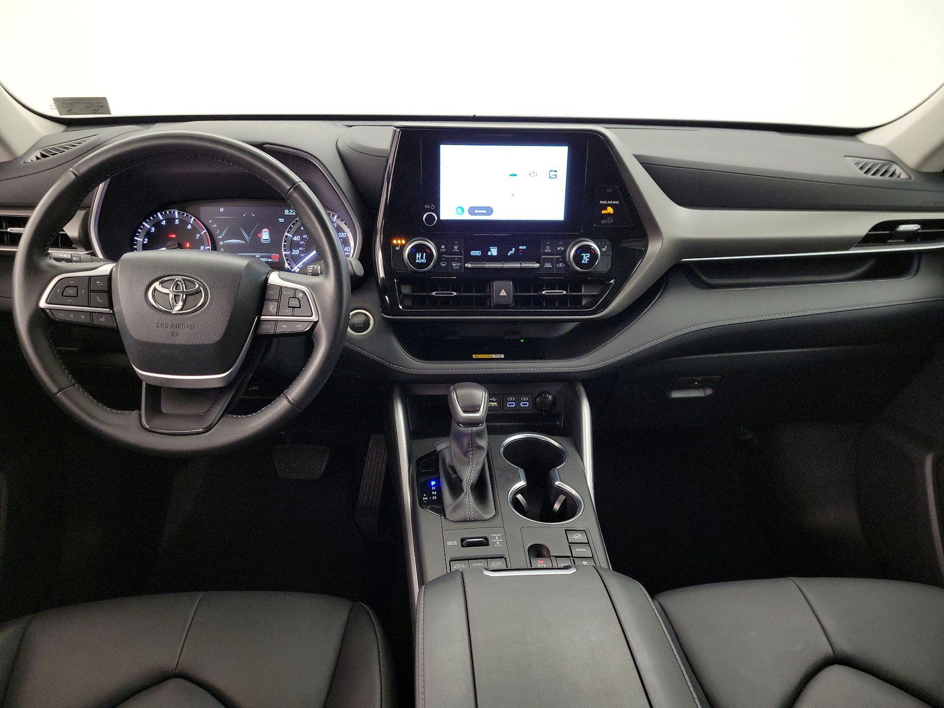 Thumbnail: 2024 Toyota Highlander - 9