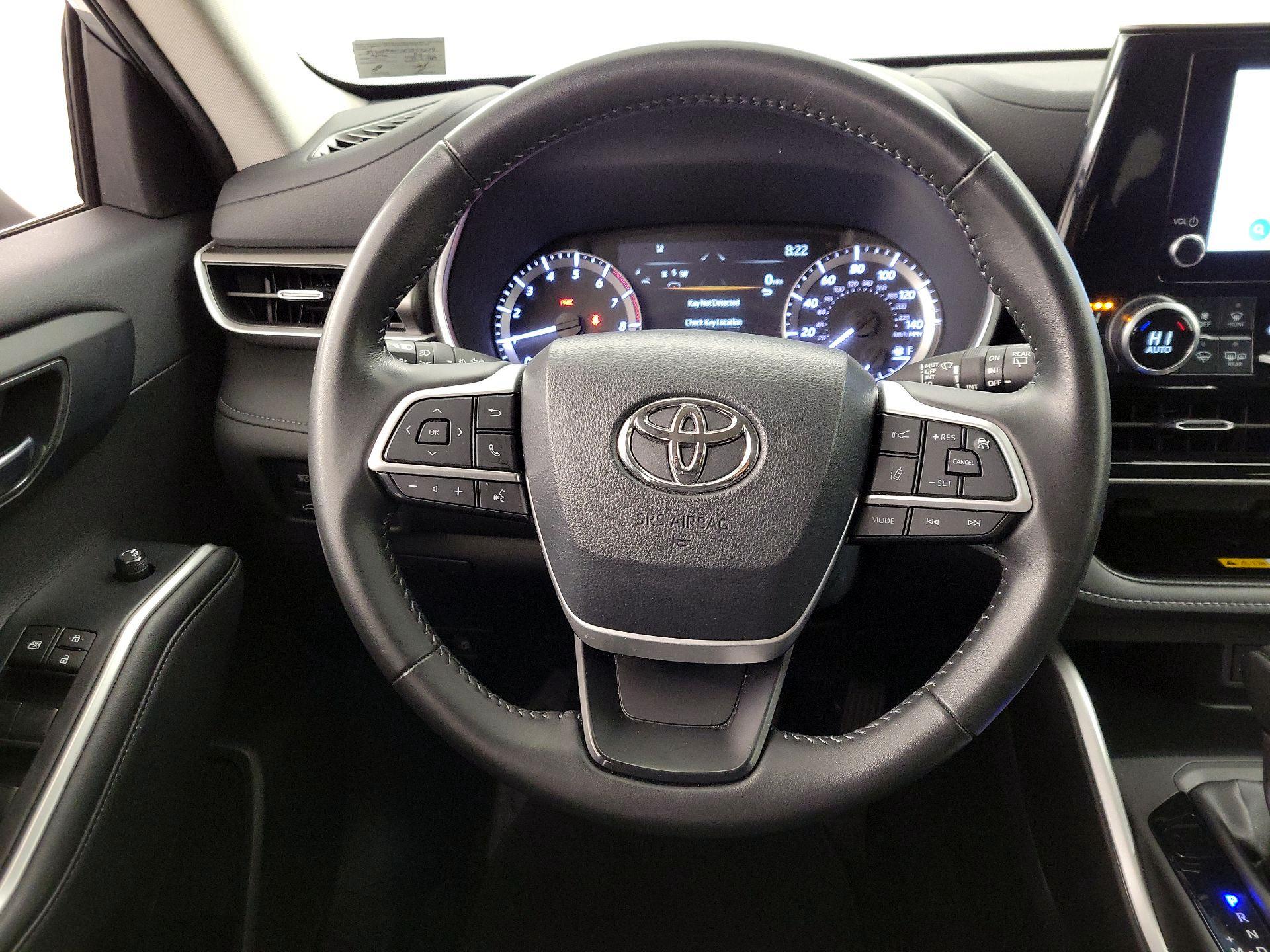 Thumbnail: 2024 Toyota Highlander - 10