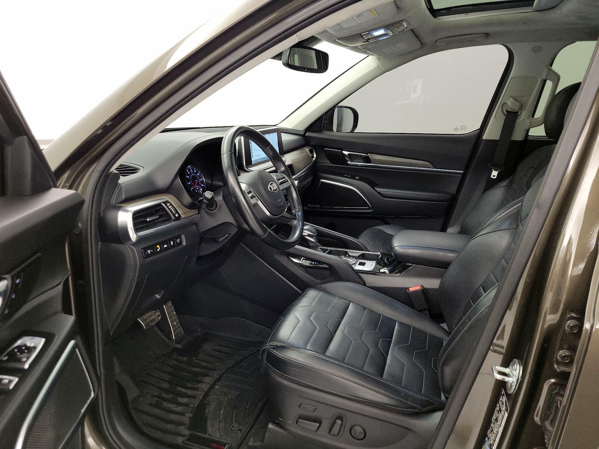 Thumbnail: 2021 Kia Telluride - 11