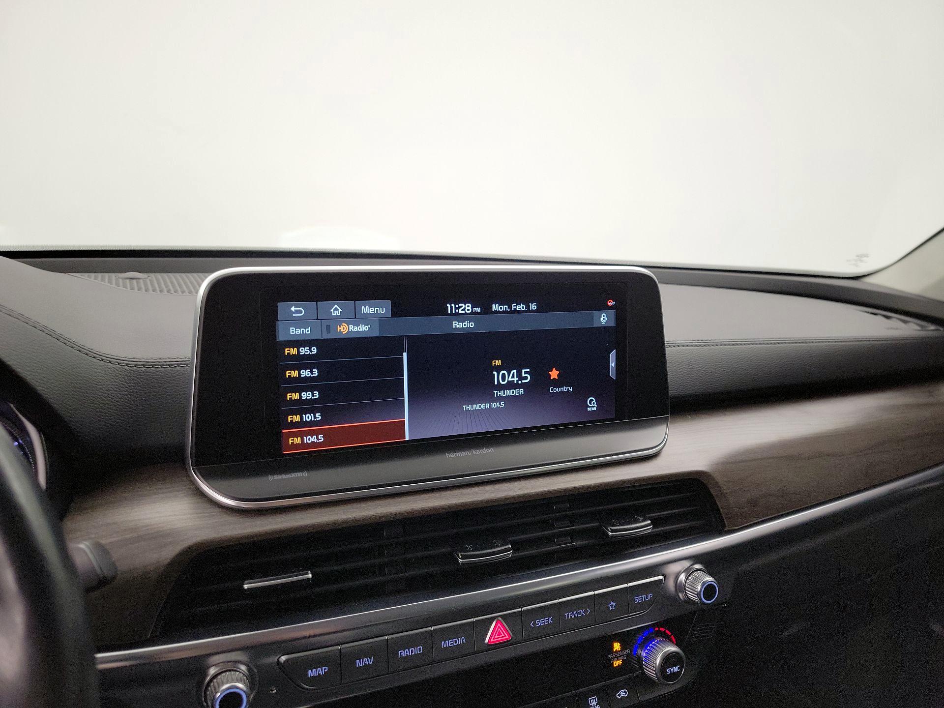 Thumbnail: 2021 Kia Telluride - 16