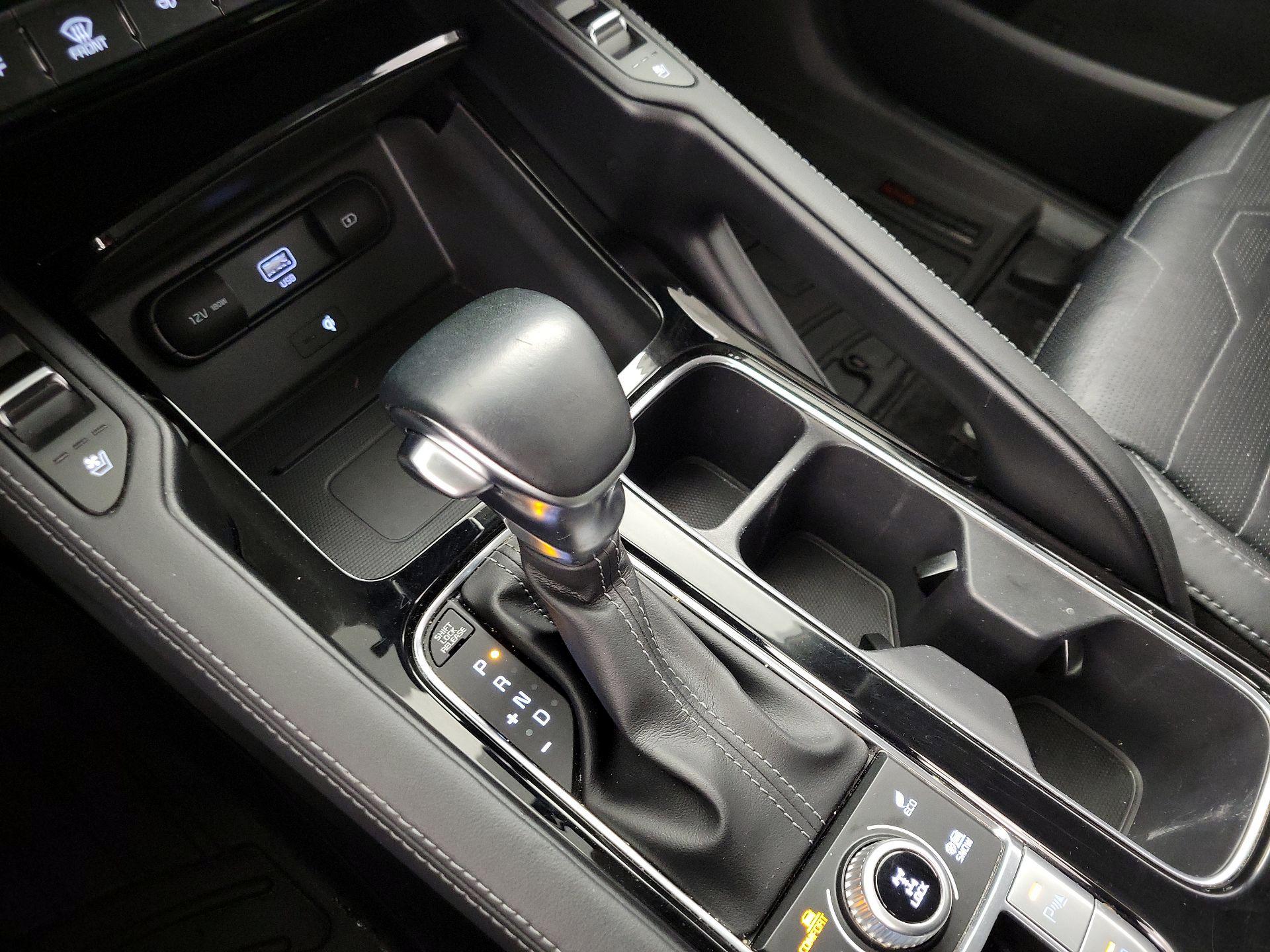 Thumbnail: 2021 Kia Telluride - 18