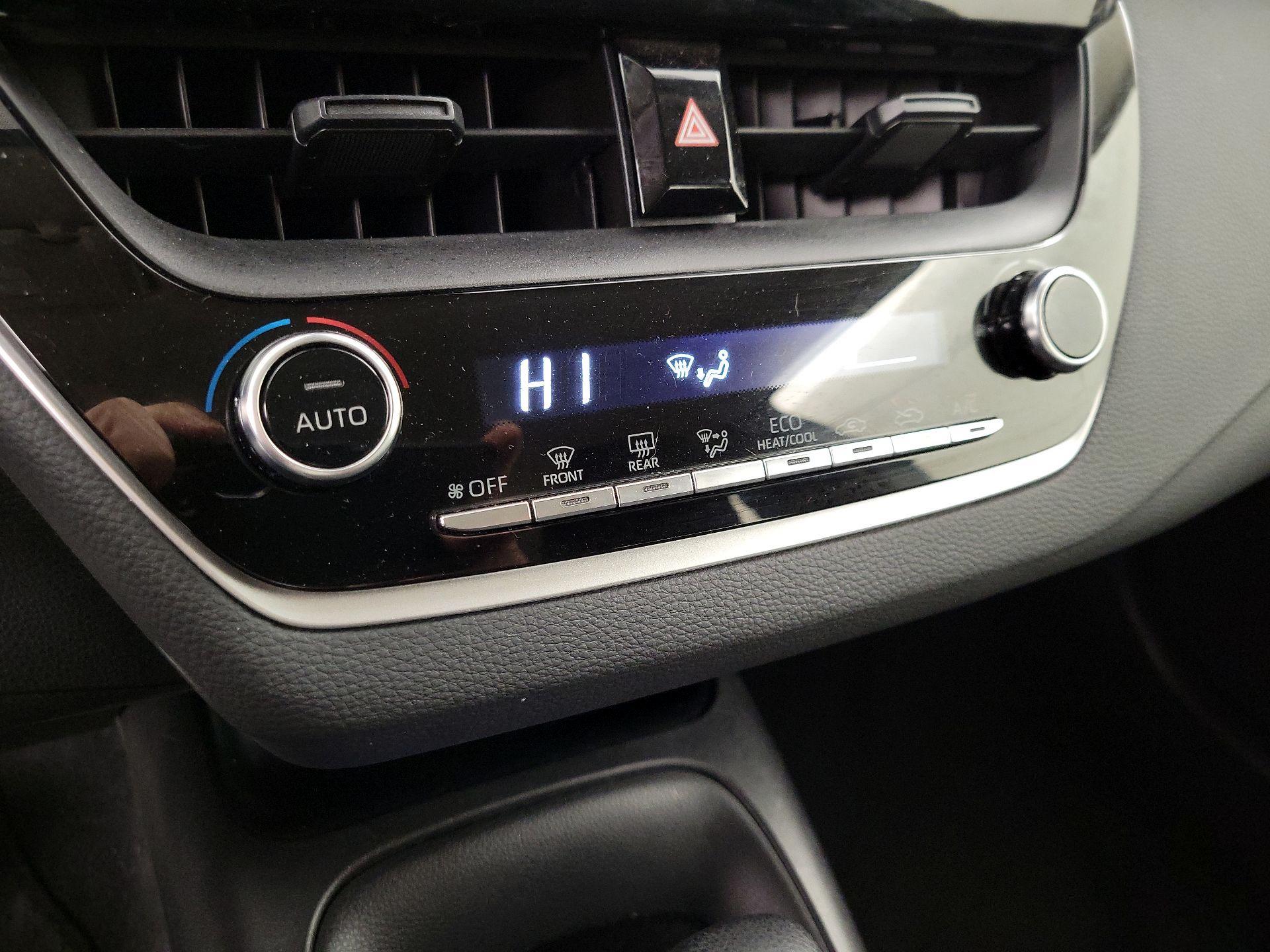 Thumbnail: 2022 Toyota Corolla - 16