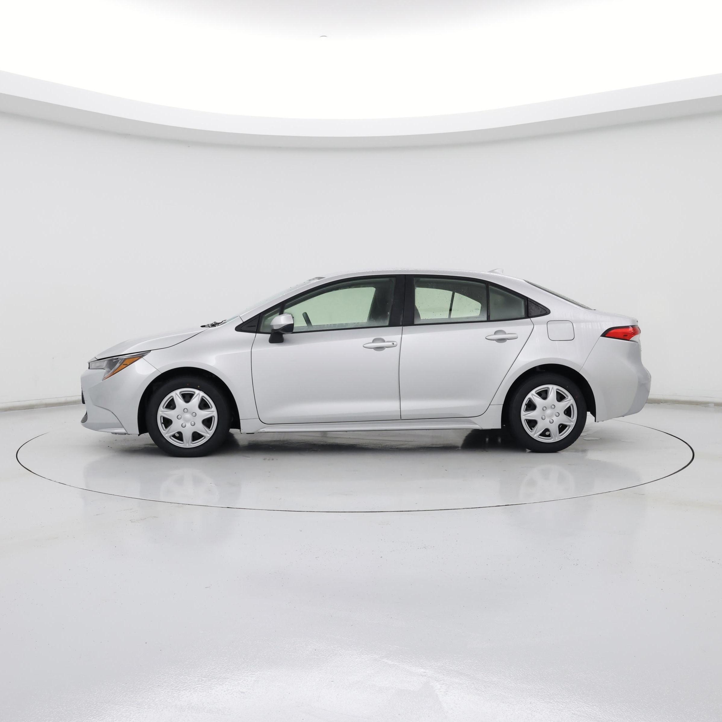 Thumbnail: 2022 Toyota Corolla - 3