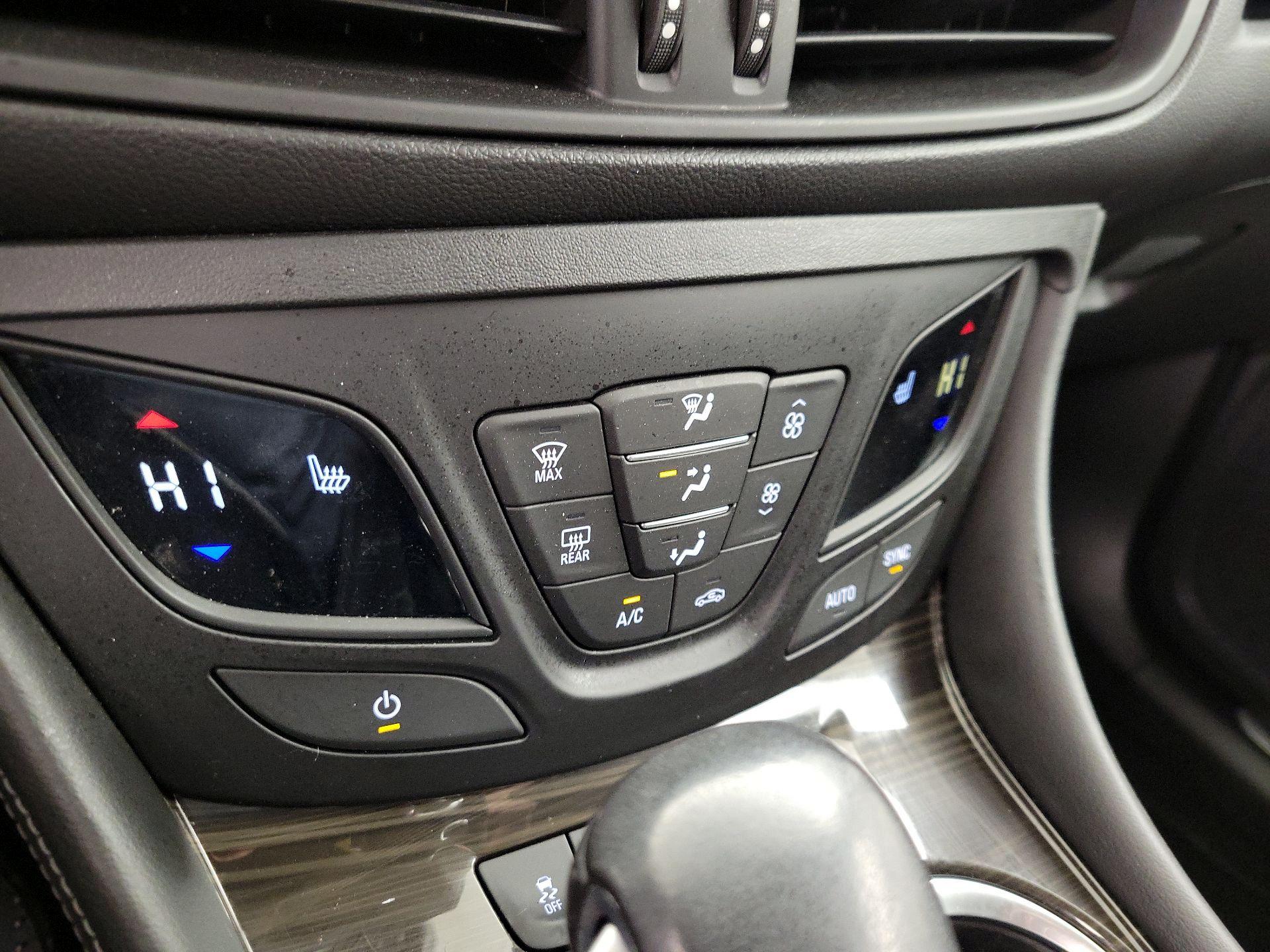 Thumbnail: 2020 Buick Envision - 17