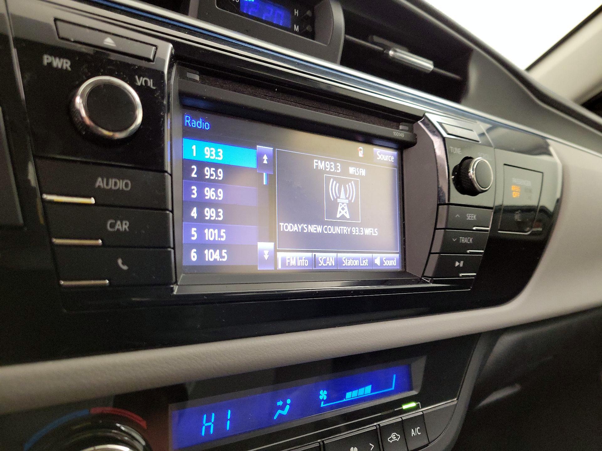 Thumbnail: 2014 Toyota Corolla - 15