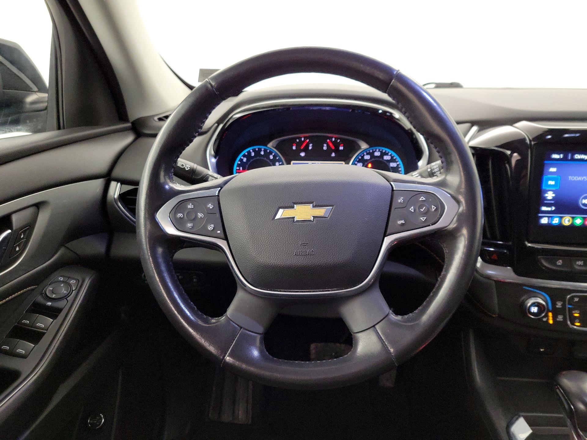 Thumbnail: 2021 Chevrolet Traverse - 10