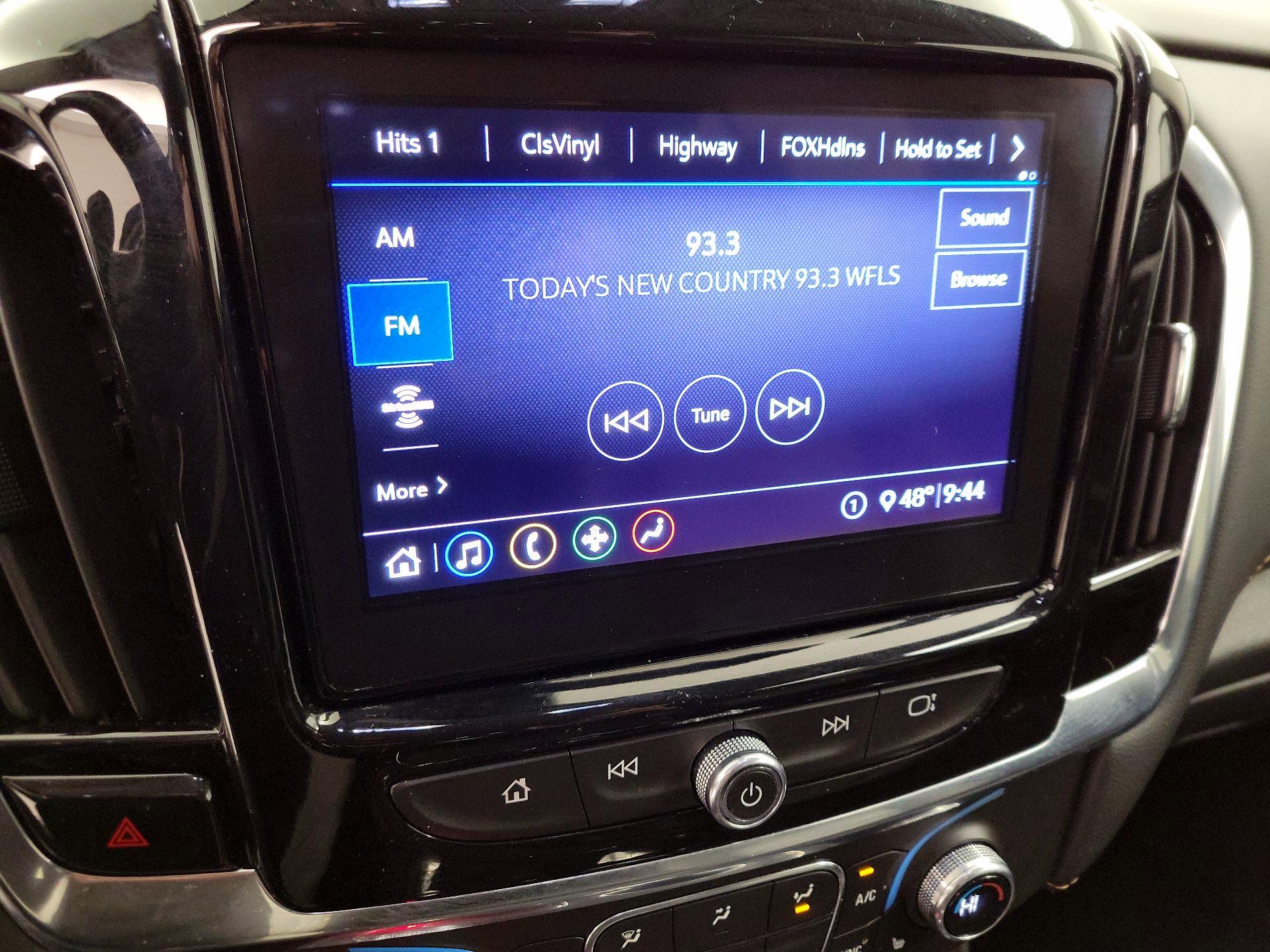 Thumbnail: 2021 Chevrolet Traverse - 15