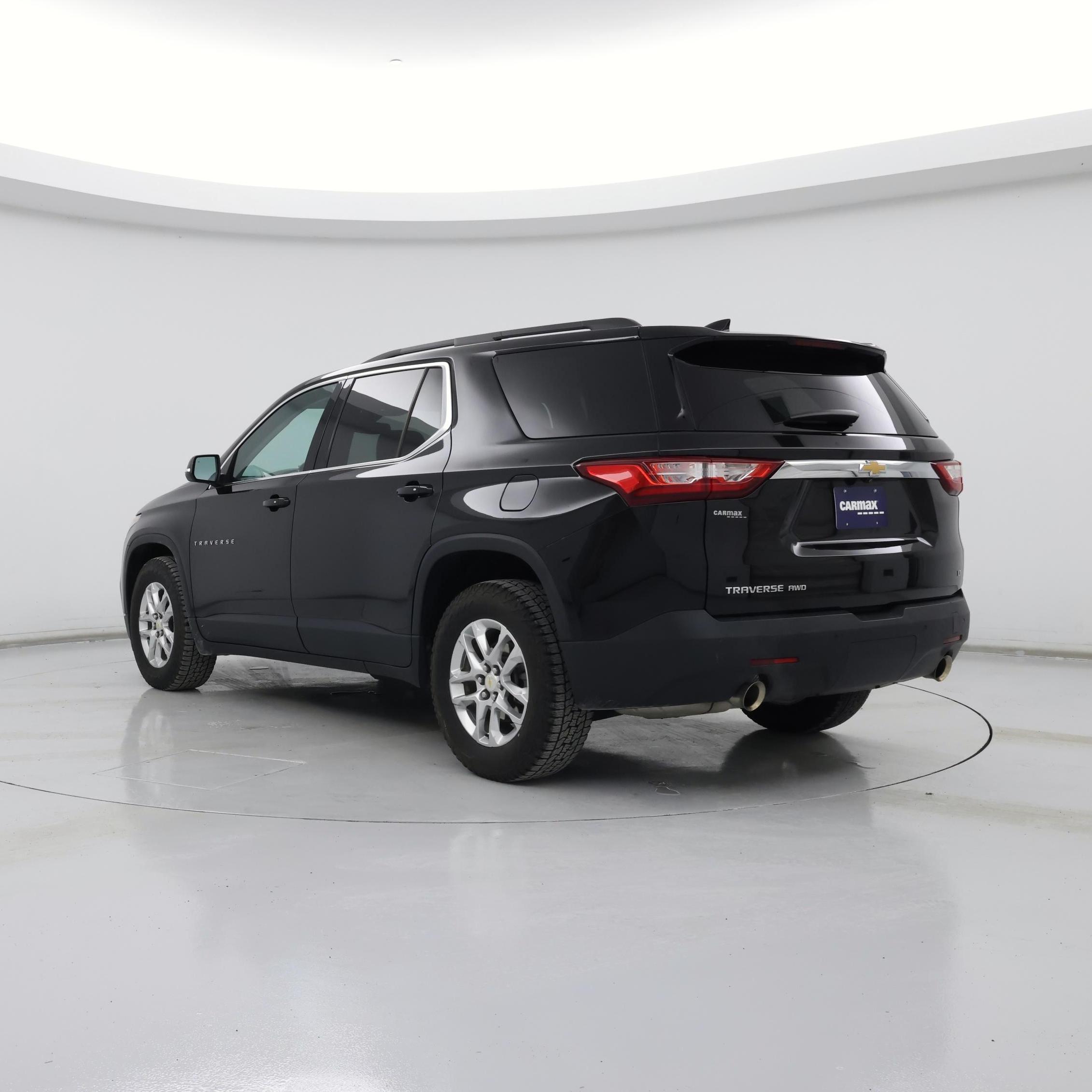 Thumbnail: 2021 Chevrolet Traverse - 2