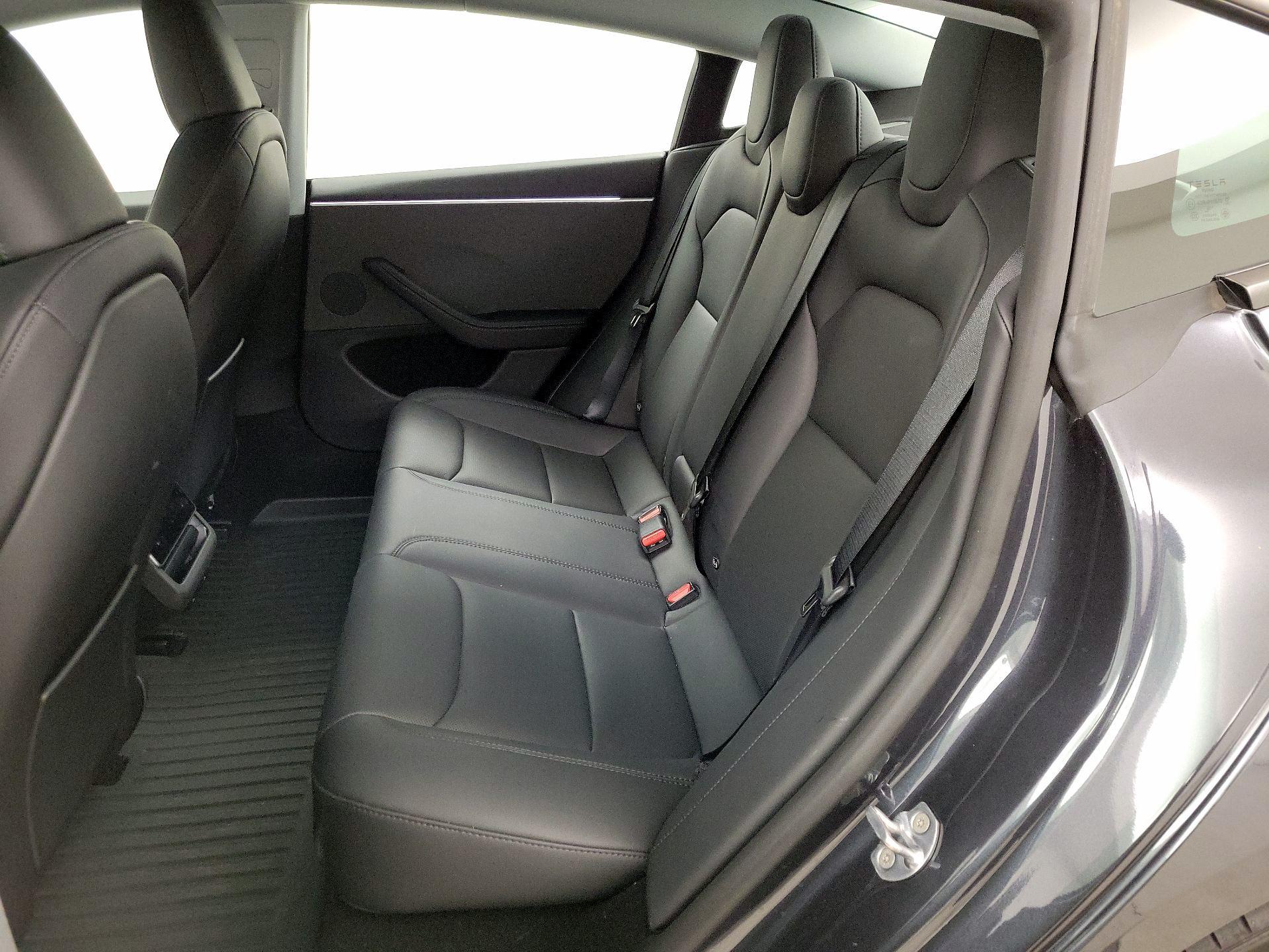 Thumbnail: 2025 Tesla Model 3 - 20