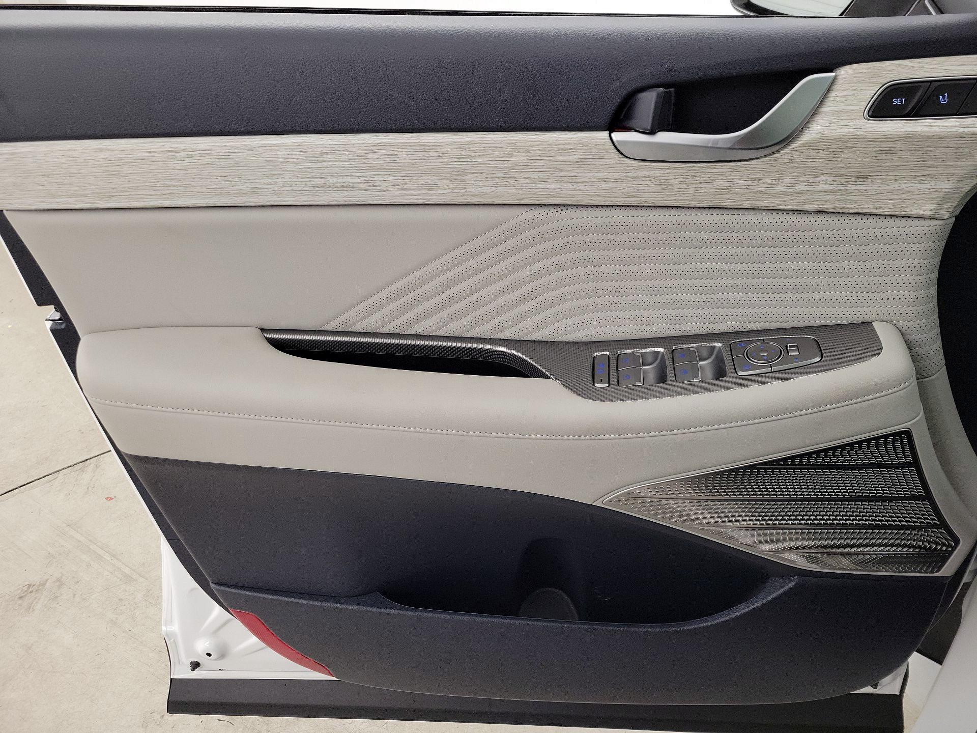 Thumbnail: 2023 Hyundai Palisade - 12
