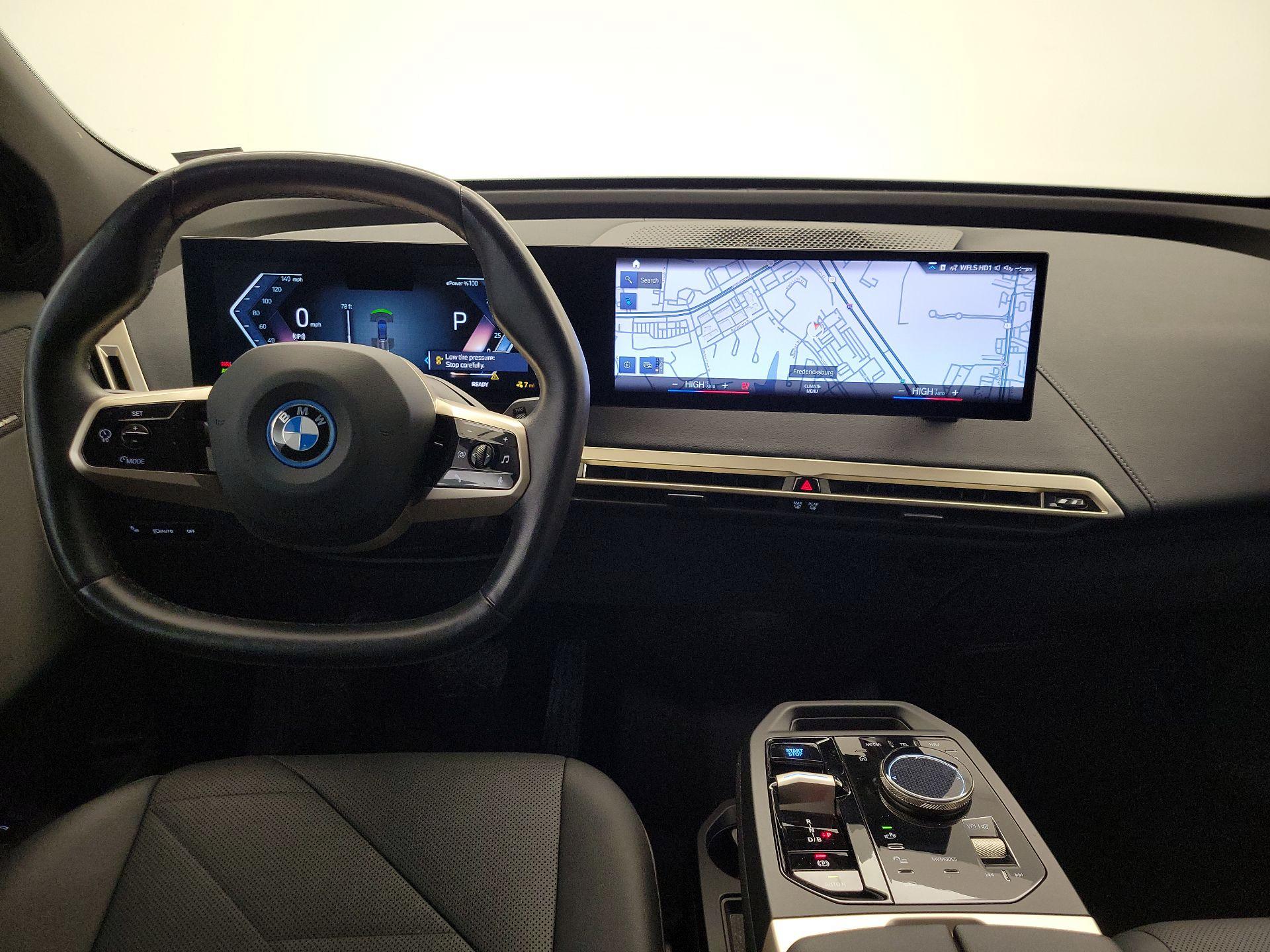 Thumbnail: 2022 BMW iX - 9