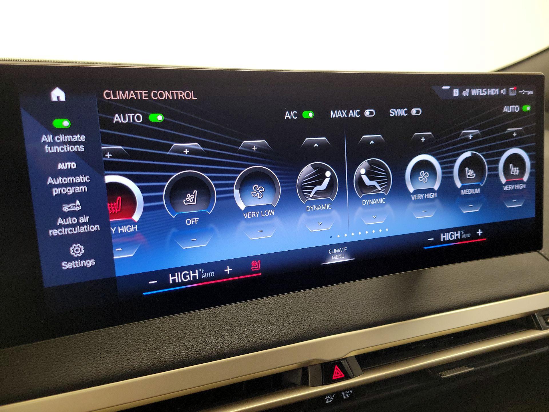 Thumbnail: 2022 BMW iX - 17