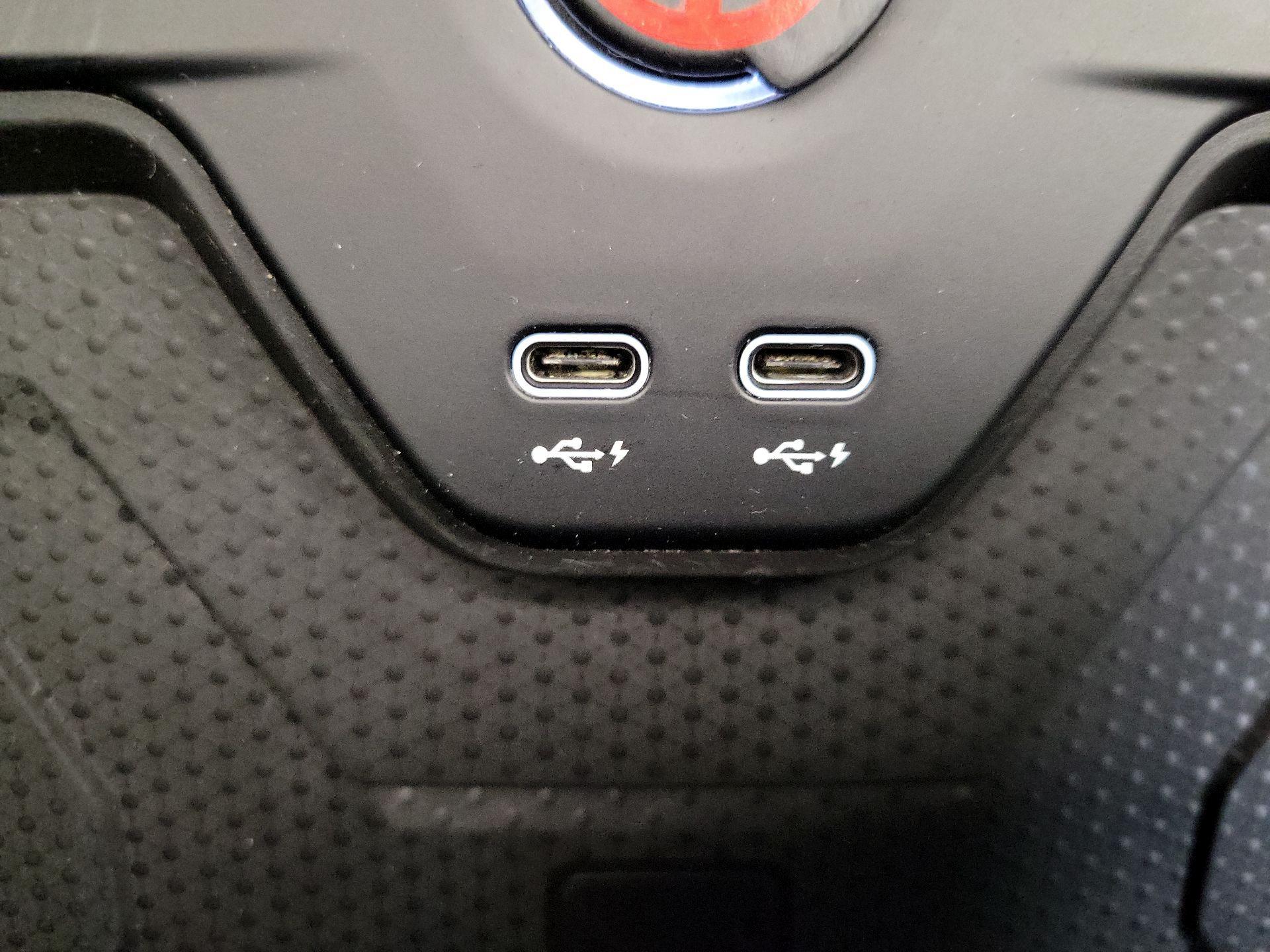 Thumbnail: 2022 BMW iX - 19